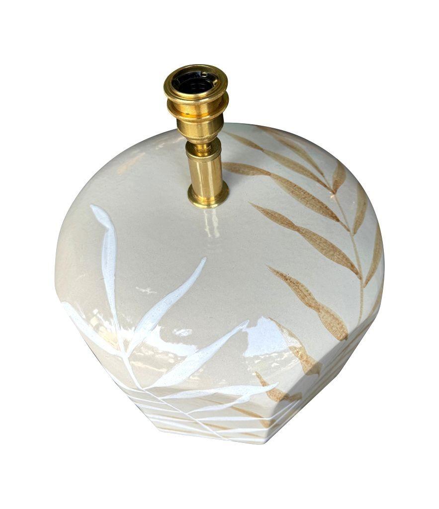 Paire de grandes lampes en céramique peintes à la main par le céramiste Ugo Zaccanini, des années 1970 en vente 11