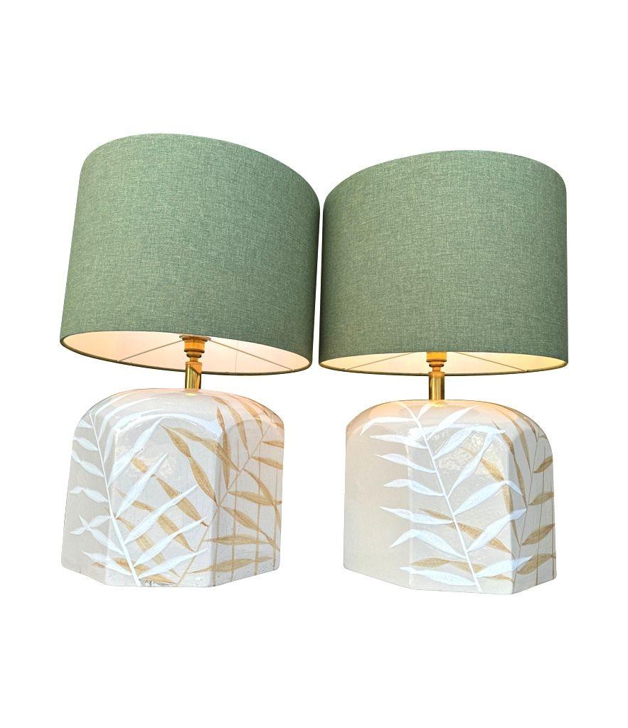 Fin du 20e siècle Paire de grandes lampes en céramique peintes à la main par le céramiste Ugo Zaccanini, des années 1970 en vente
