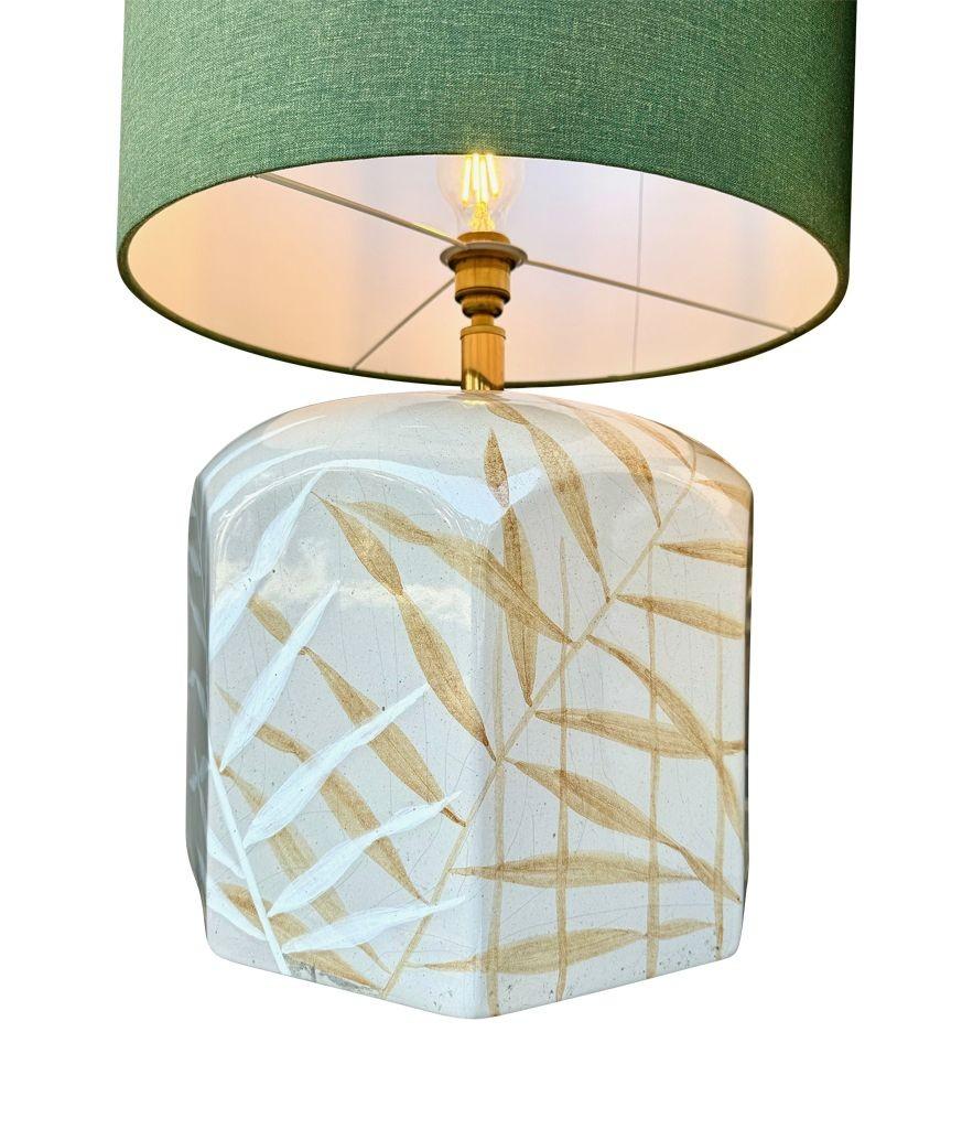 Paire de grandes lampes en céramique peintes à la main par le céramiste Ugo Zaccanini, des années 1970 en vente 1
