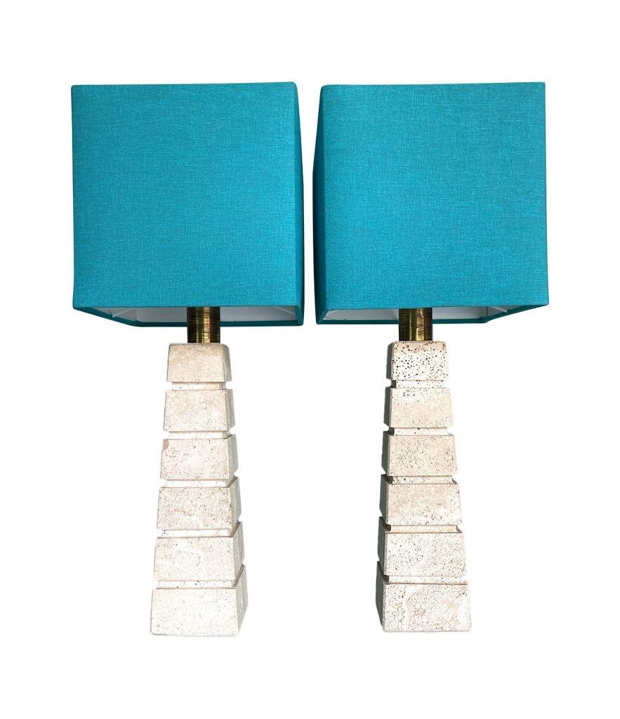 A pair of large 1970s Italian groove travertine lamps with brass fittings For Sale 3