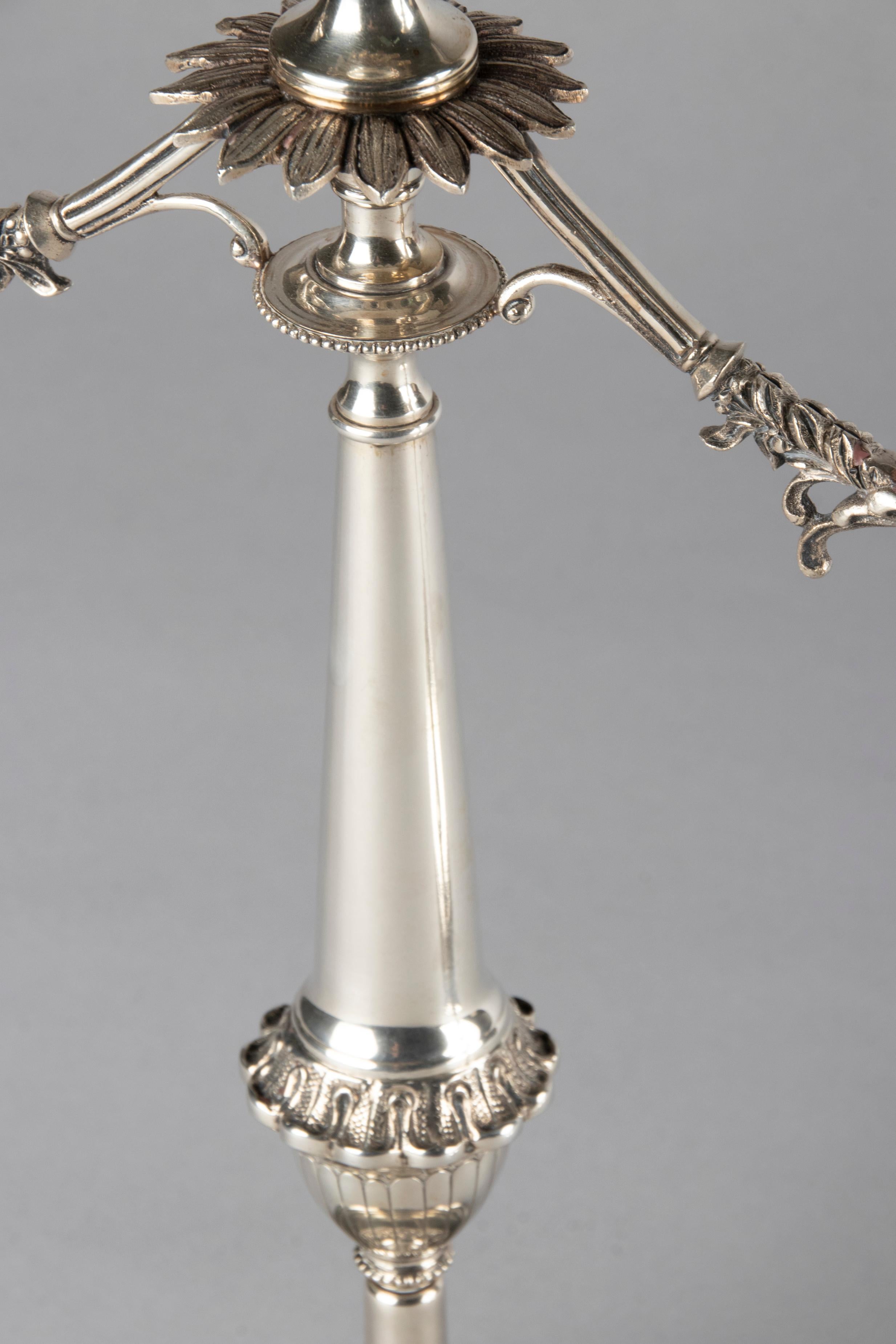 Paar große antike Silber-Kerzenständer, 800er Silber aus Italien im Angebot 11