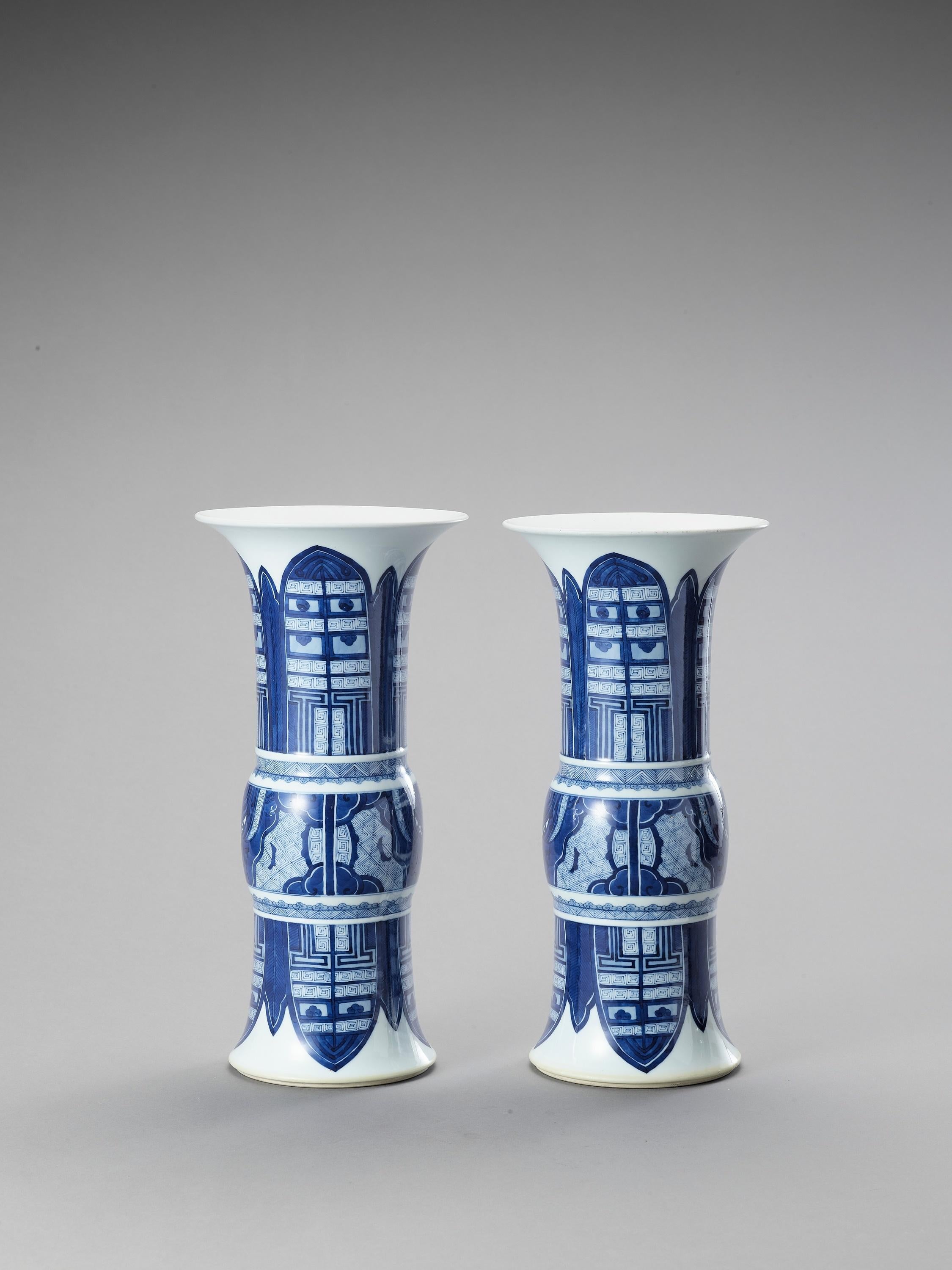 Chinese Pair of Large Beaker Vases, China, 19th Century For Sale