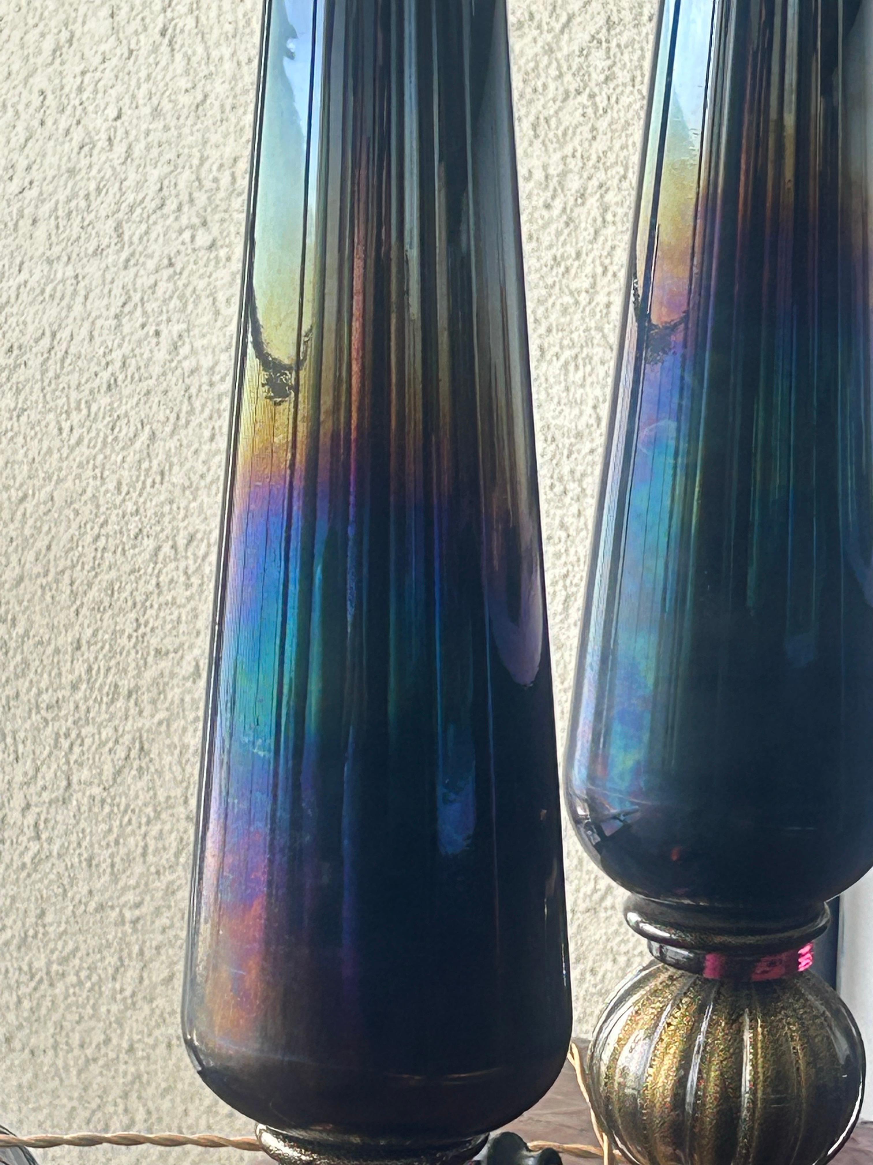 Paire de grands objets de Murano de couleur bleue.  lampes en verre . irisées et rares. en vente 8