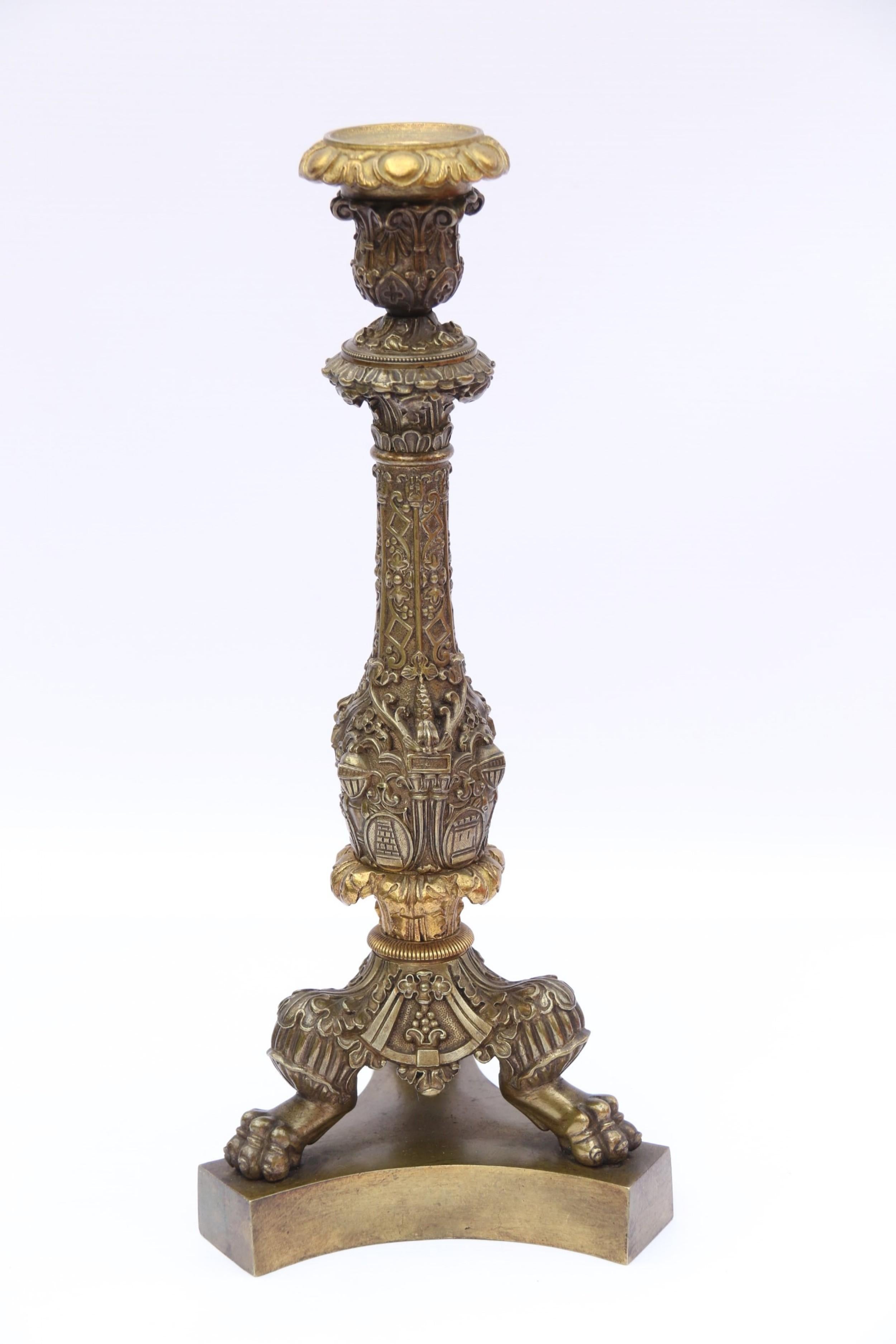 Pair of Large Classical French Mid-19th Century Cast Bronze Candlesticks For Sale 1