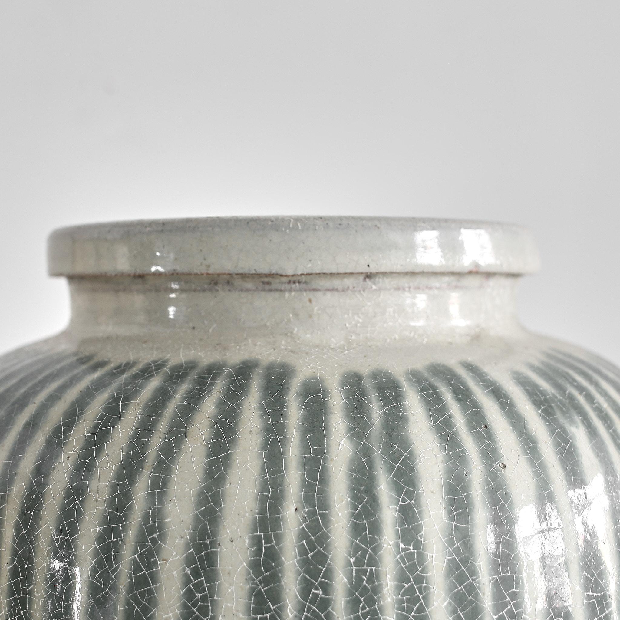 Mid-20th Century A Pair Of Large Early 20th C. Japanese Ceramic Planters