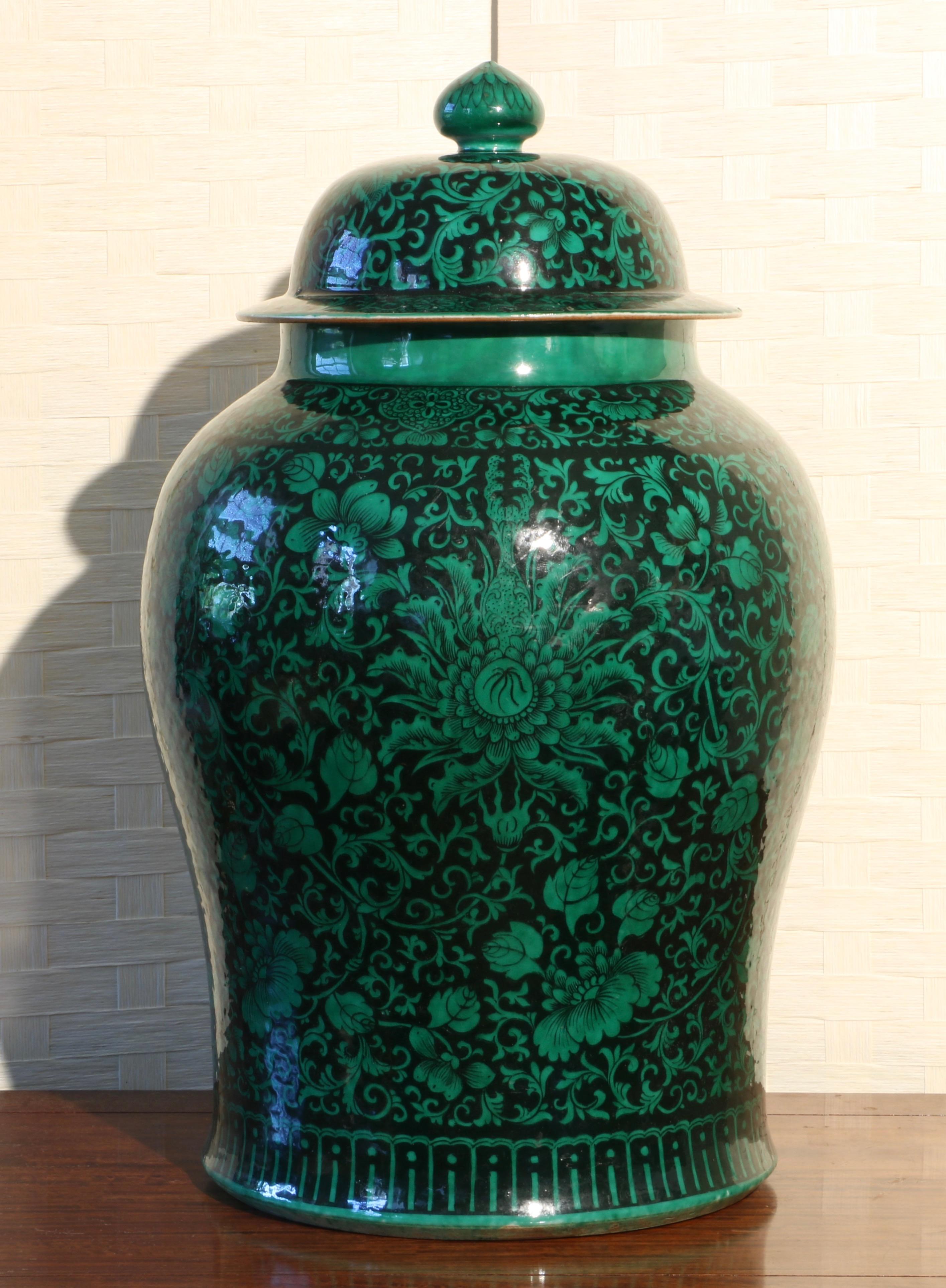 Chinese Pair of Large Famille Noire Baluster Vases and Covers, 18th-19th Century For Sale