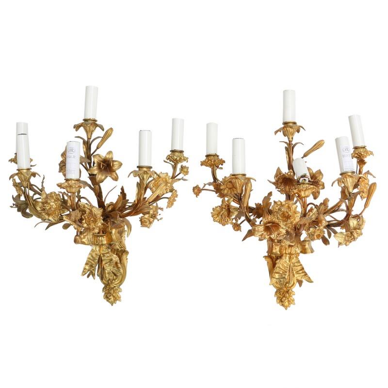 Pair of Large French Rococo Style Gilt-Bronze Bracket Lamps For Sale 1