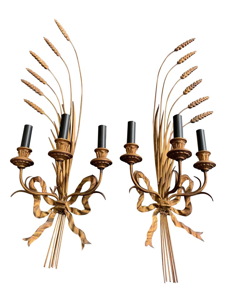 Mid-20th Century Pair of Large Italian, 1950s Gilt Metal Wheat Sheaf Wall Sconces For Sale