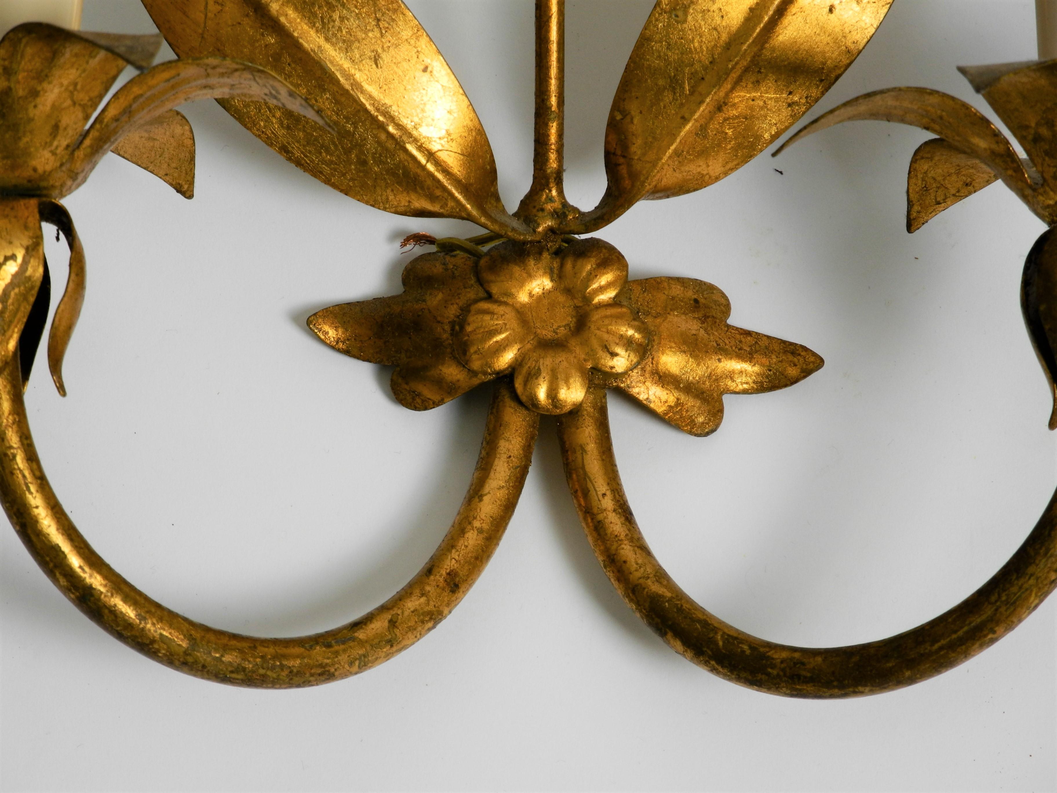 Pair of Large Italian Gilded Florentine Wall Lamps For Sale 7