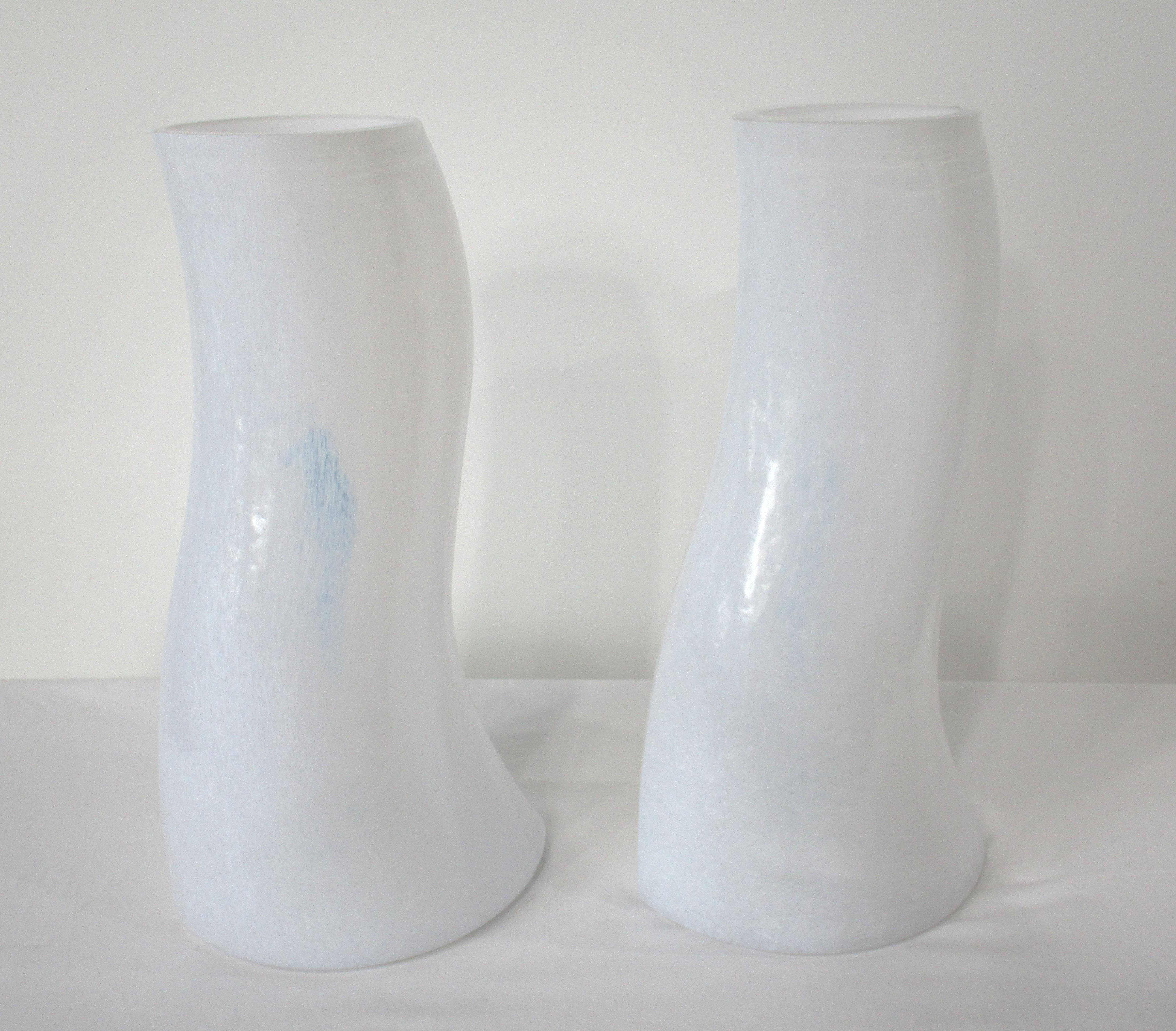 20ième siècle Kosta Boda grand vase Walk Glass de Kjell Engman, Suède en vente