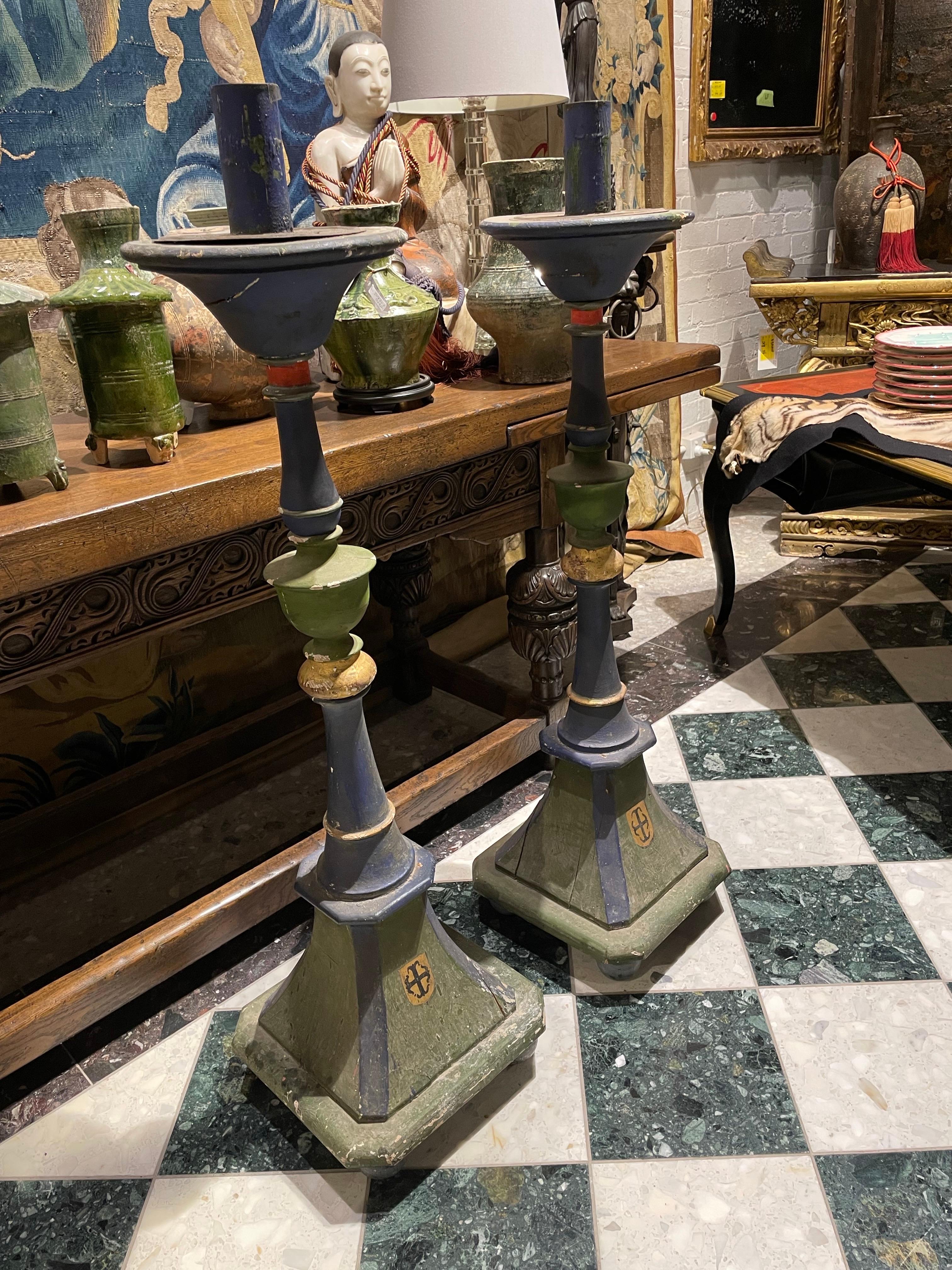 A Pair of Large Polychrome Spanish Torcheres, Early 20th Century In Good Condition For Sale In ARMADALE, VIC