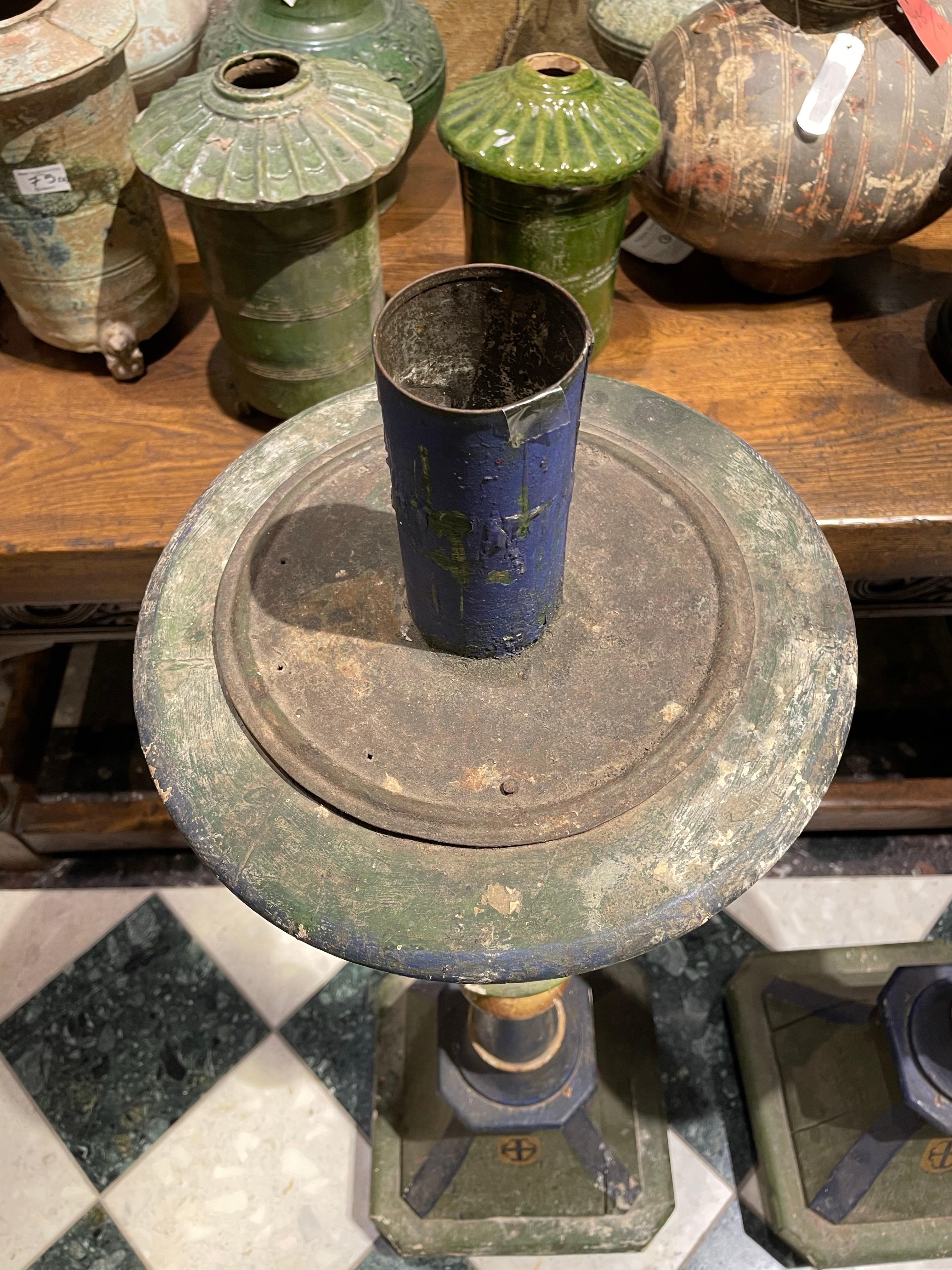 A Pair of Large Polychrome Spanish Torcheres, Early 20th Century For Sale 1