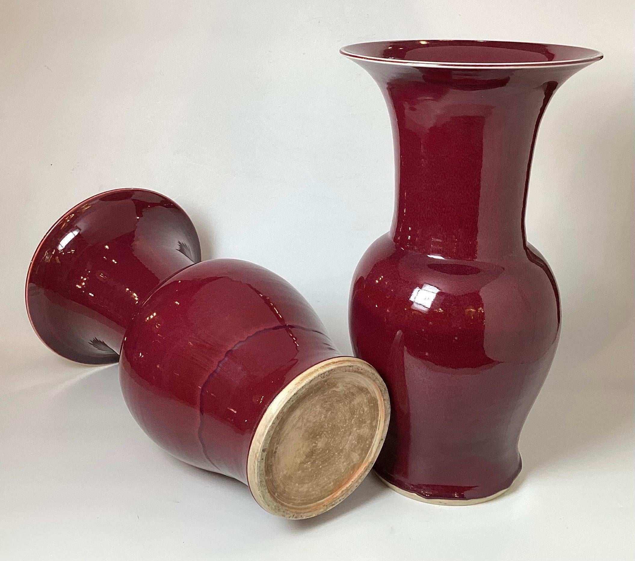 Paire de grands vases de sol Sung de Beouf en vente 4