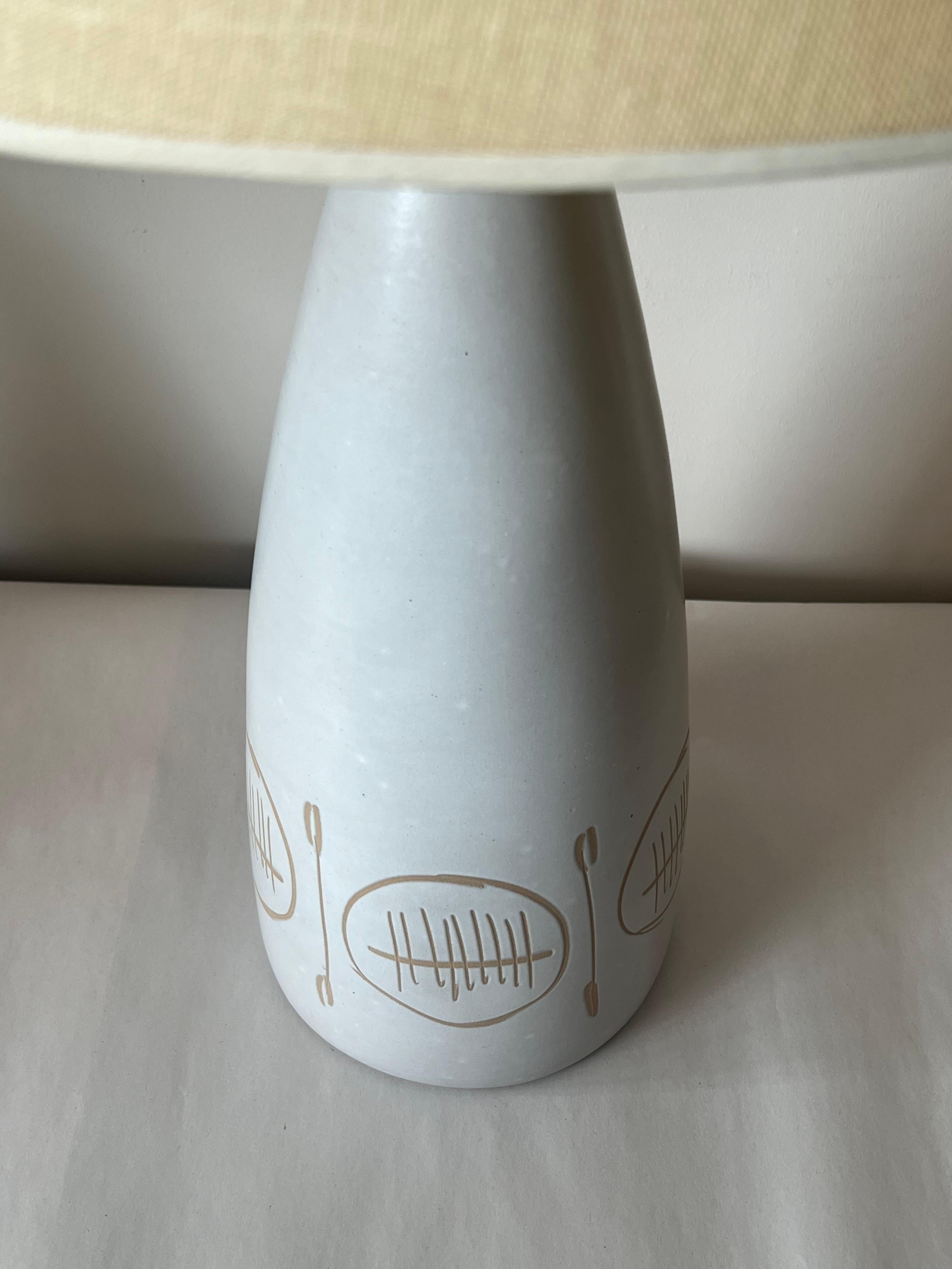 Mid-Century Modern A Pair Of Large Table Lamps By Jane and Gordon Martz Ca' 1960's For Sale