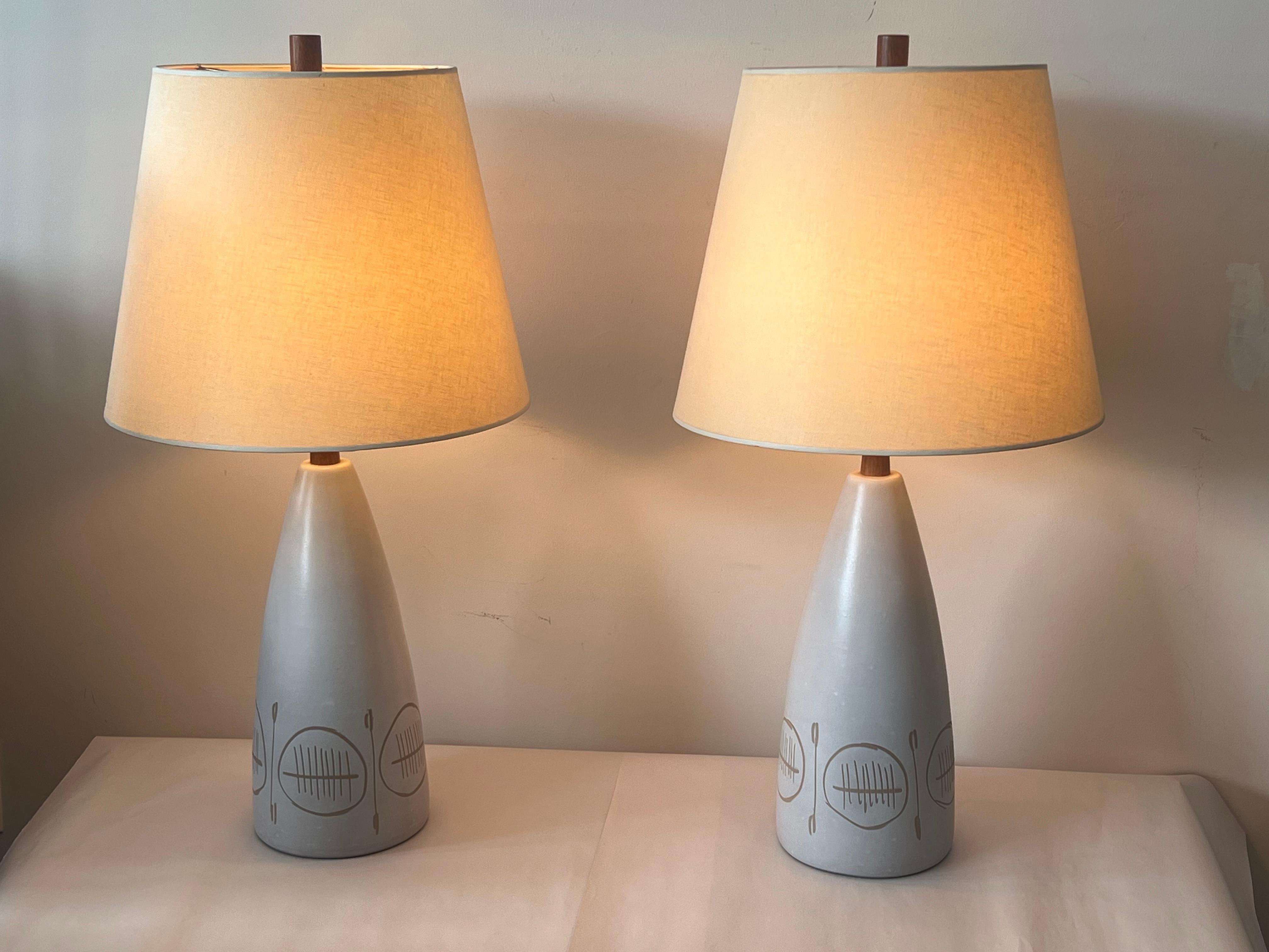 American A Pair Of Large Table Lamps By Jane and Gordon Martz Ca' 1960's For Sale