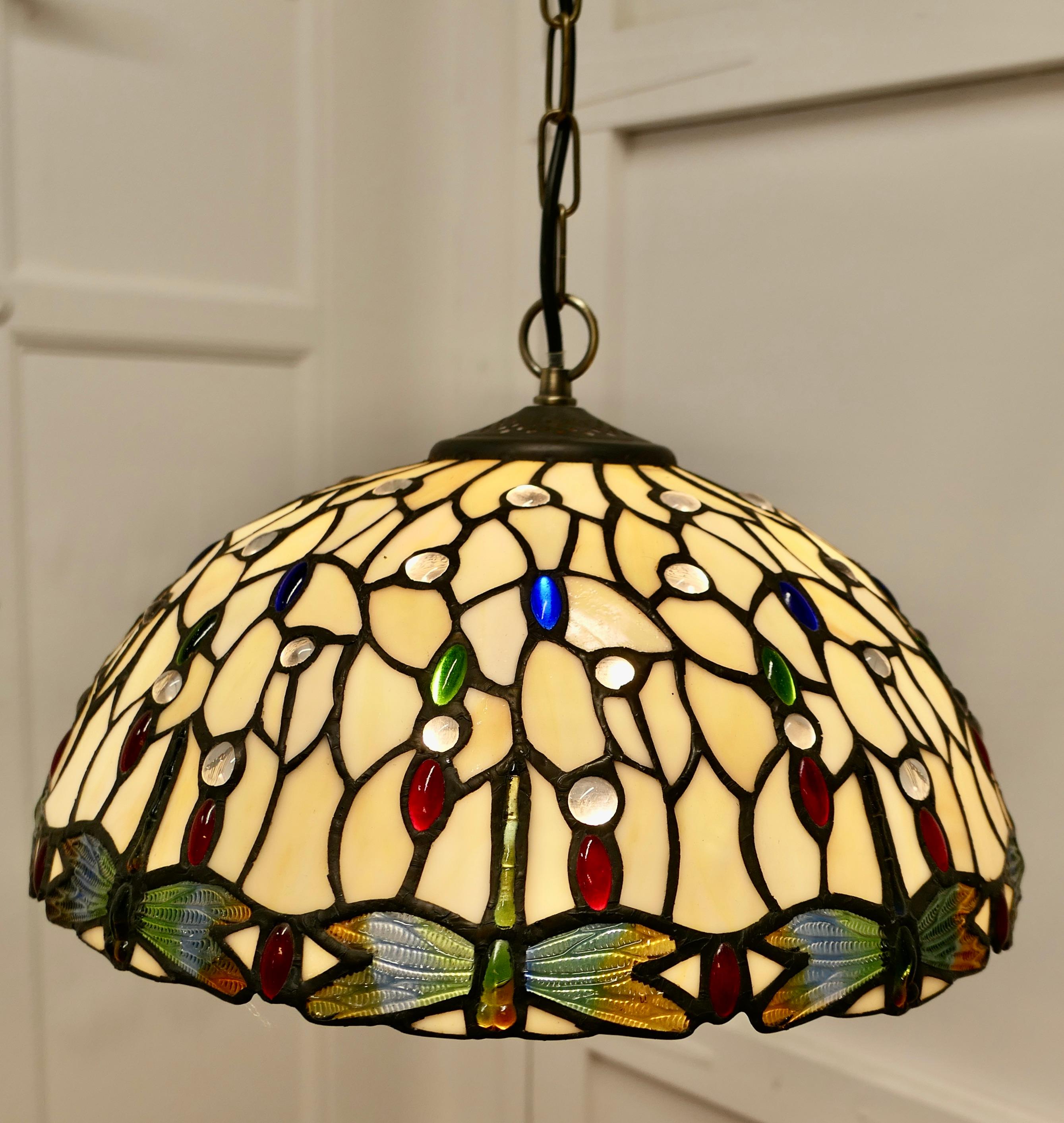 Ein Paar große Vintage Tiffany Style Lights Arts and Crafts Lampenschirme     im Angebot 5