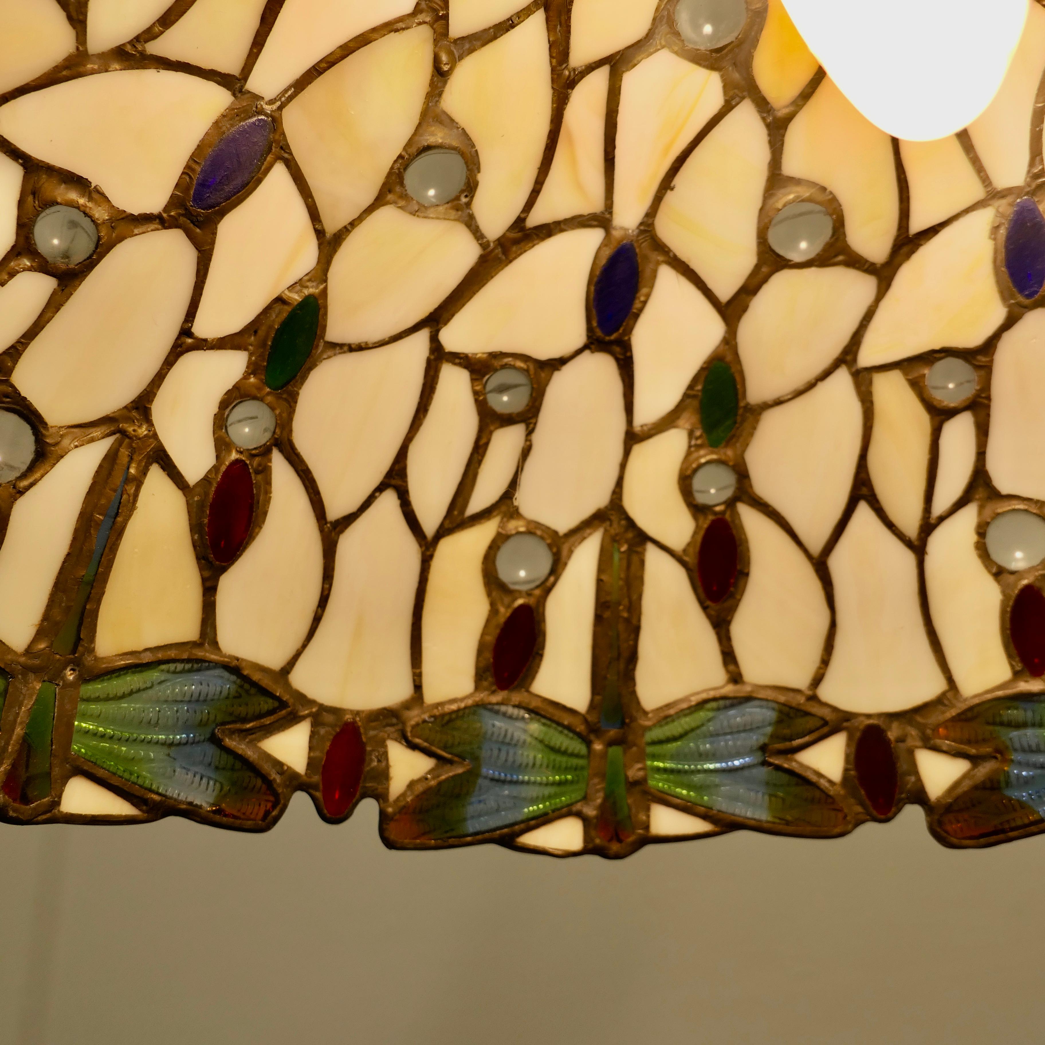 Ein Paar große Vintage Tiffany Style Lights Arts and Crafts Lampenschirme     im Angebot 7
