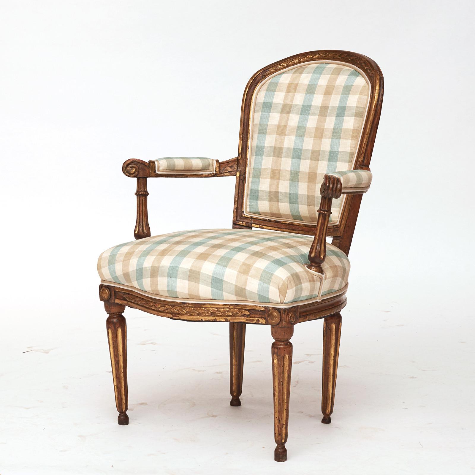 Pair 18th Century Danish Louis XVI  Giltwood Open Armchairs In Good Condition For Sale In Kastrup, DK