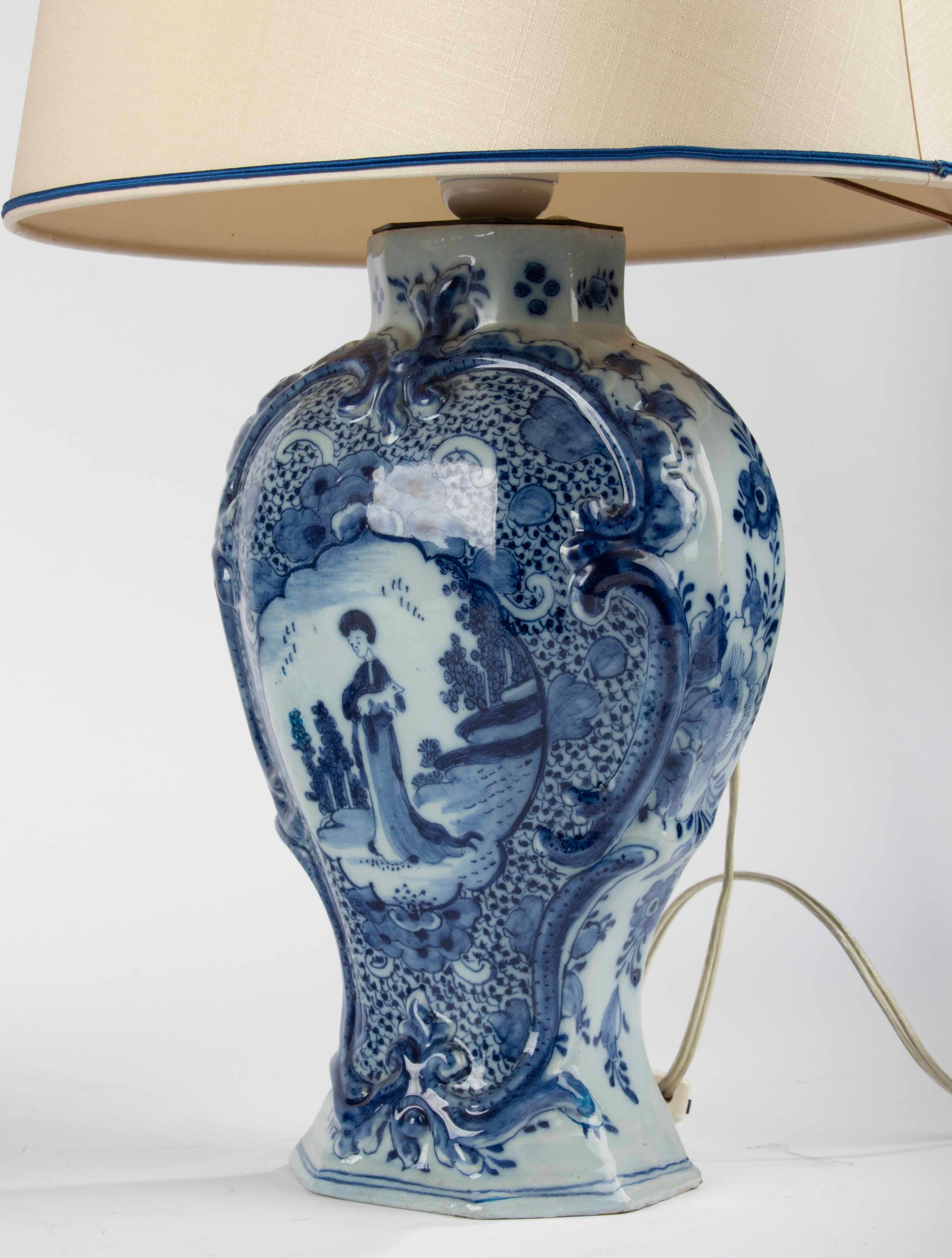 Ein Paar Delfter Keramik-Tischlampen aus dem späten 18. Jahrhundert - De Klaauw Pottery  im Angebot 3