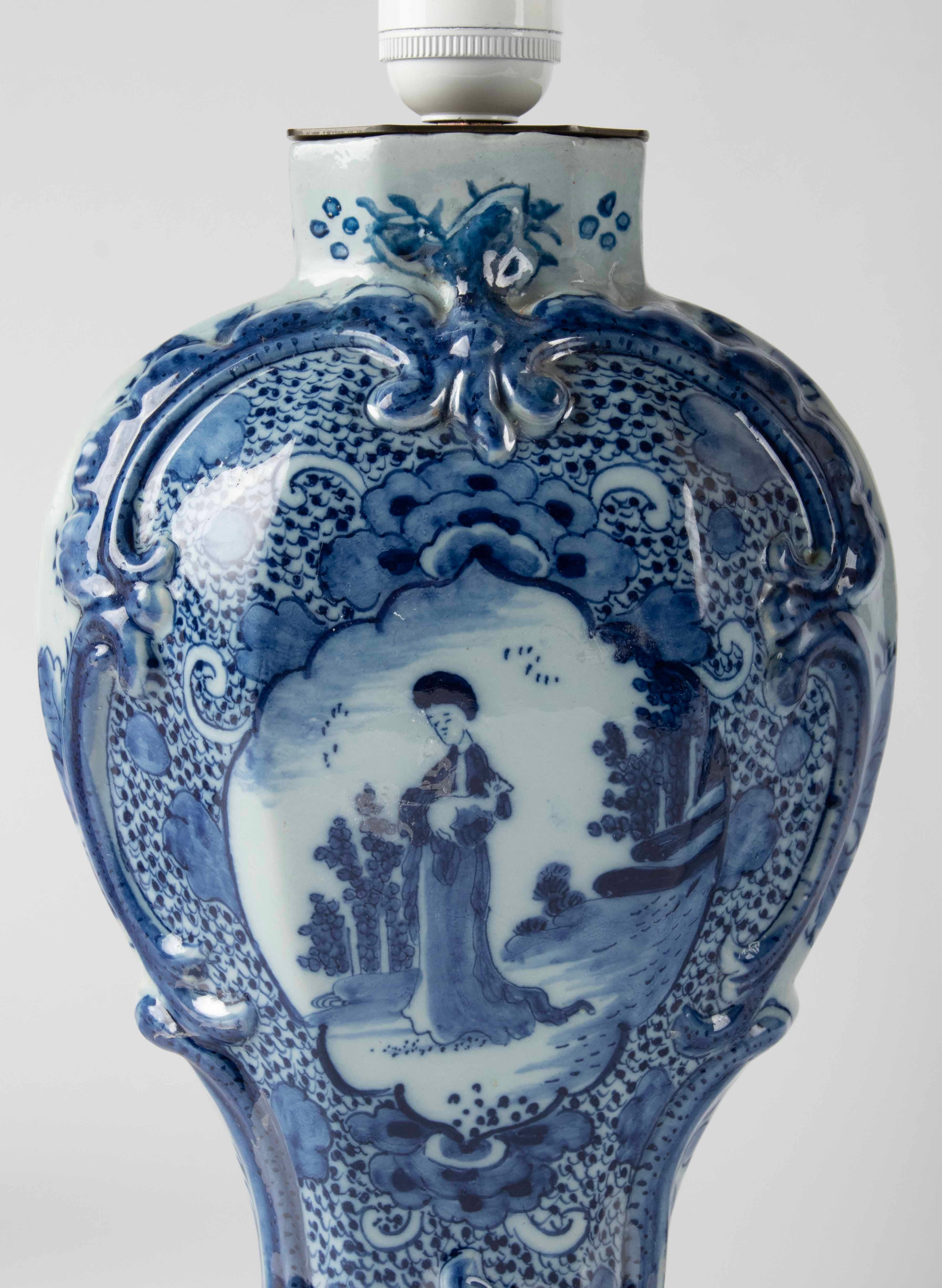 Ein Paar Delfter Keramik-Tischlampen aus dem späten 18. Jahrhundert - De Klaauw Pottery  im Angebot 8
