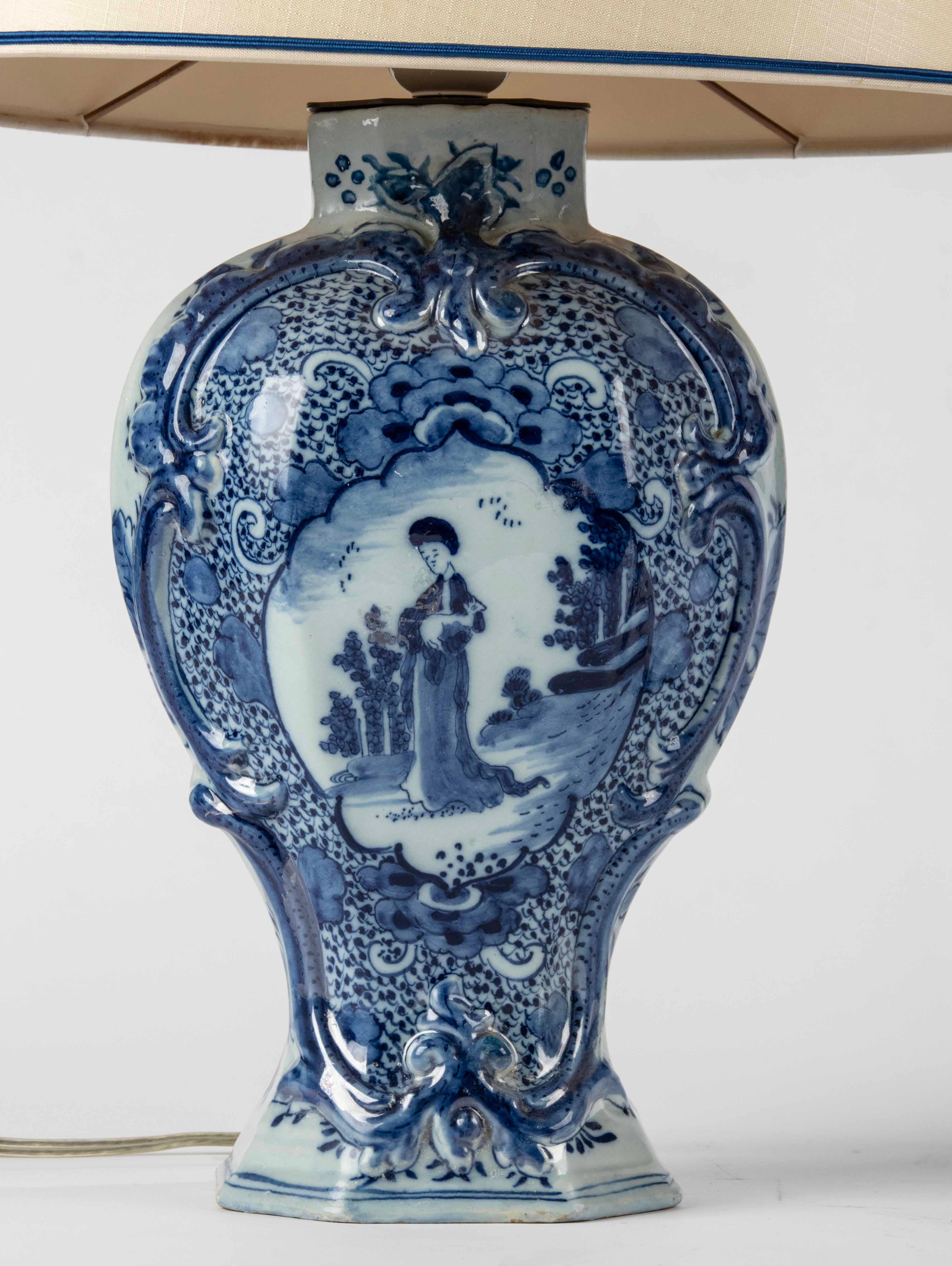 Dutch A Pair of Late 18th Century Delft Ceramic Table Lamps - De Klaauw Pottery  For Sale