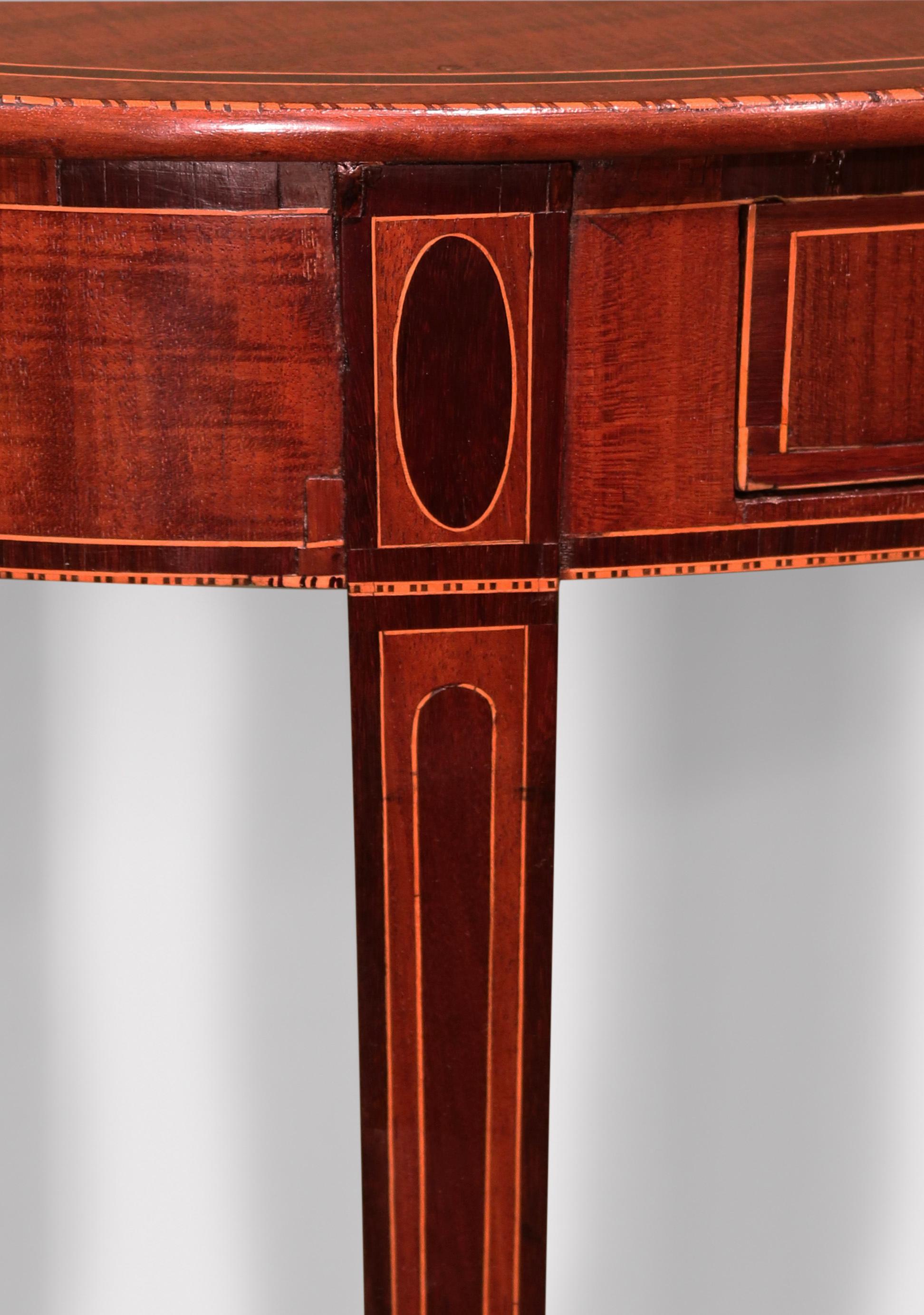 18th Century A pair of late 18th century Sheraton period mahogany oval occasional tables For Sale