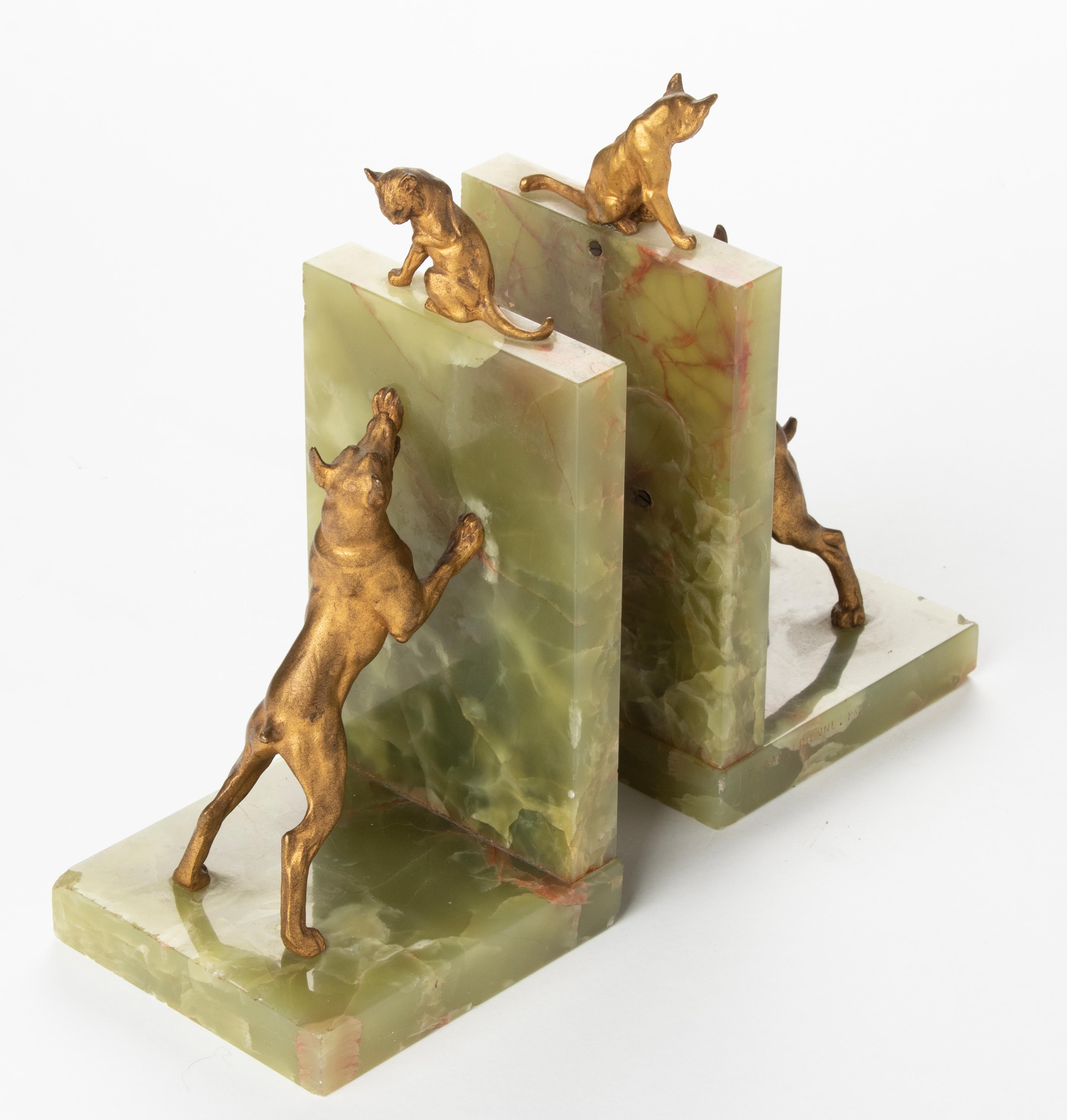 Pair of Late 19th Century Bookends with Bronze Dog and Cat by F. Barbedienne For Sale 13