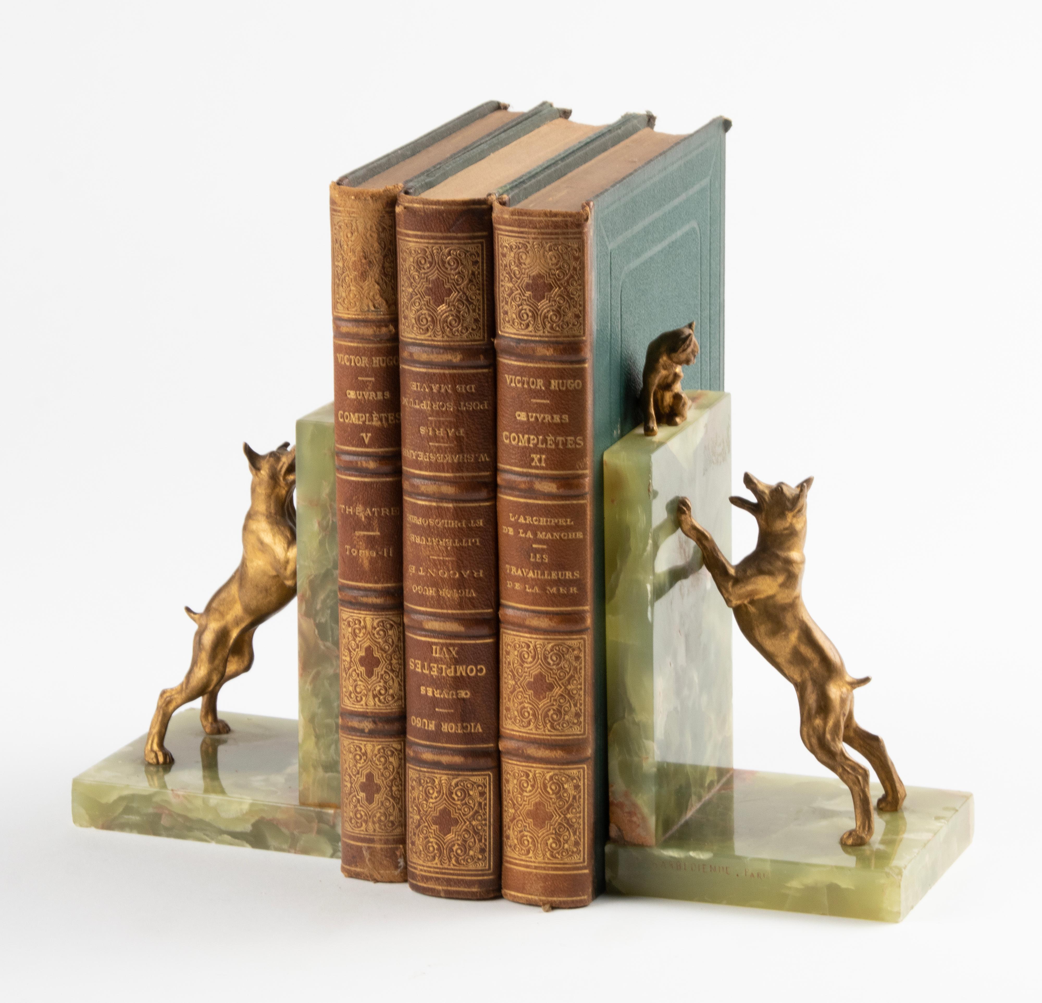 Cast Pair of Late 19th Century Bookends with Bronze Dog and Cat by F. Barbedienne For Sale
