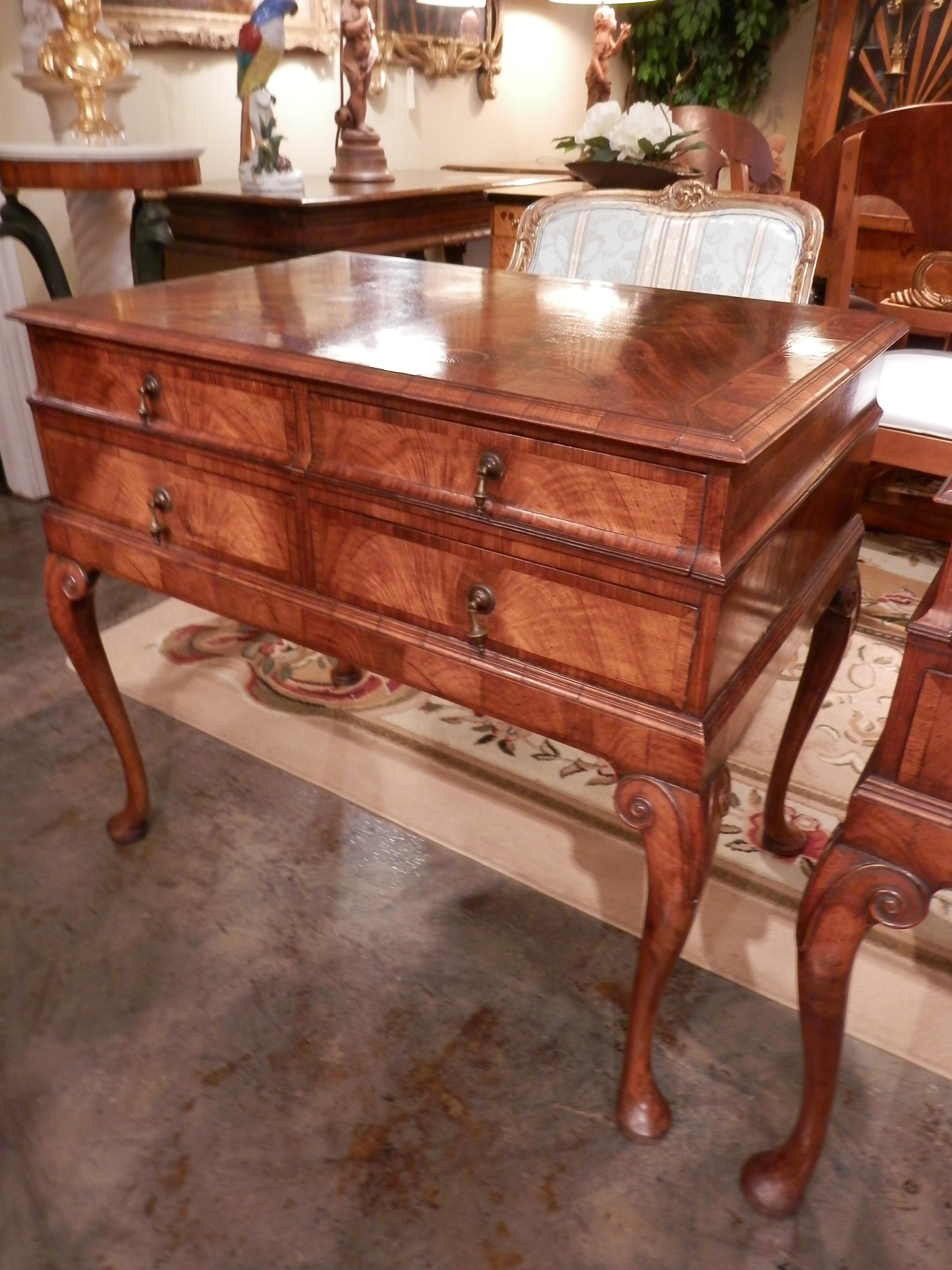 Pair of Late 19th Century English Queen Anne Walnut Nightstand Commodes 1