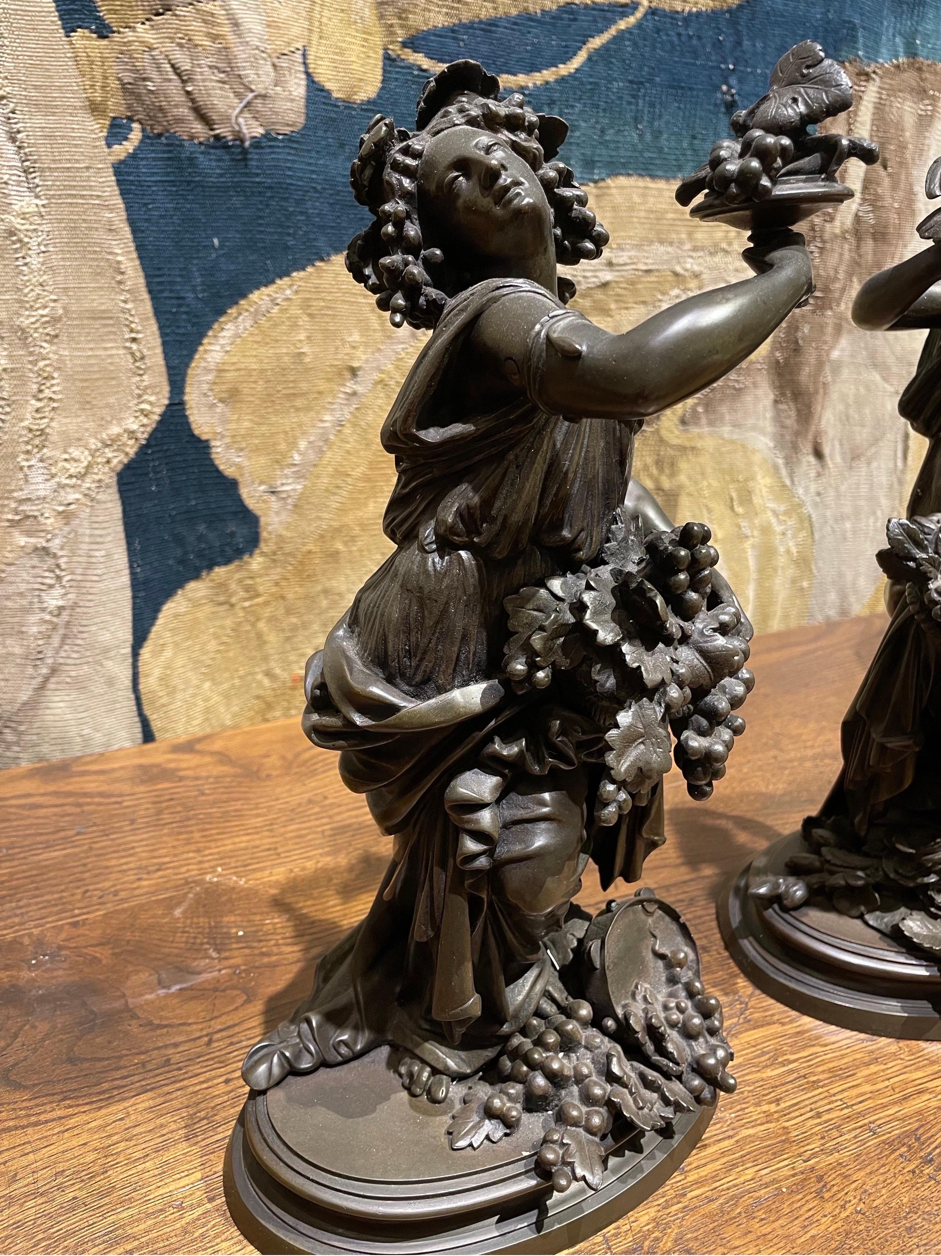 Bronzo Coppia di figure allegoriche di autunno e primavera in bronzo francese della fine del XIX secolo in vendita