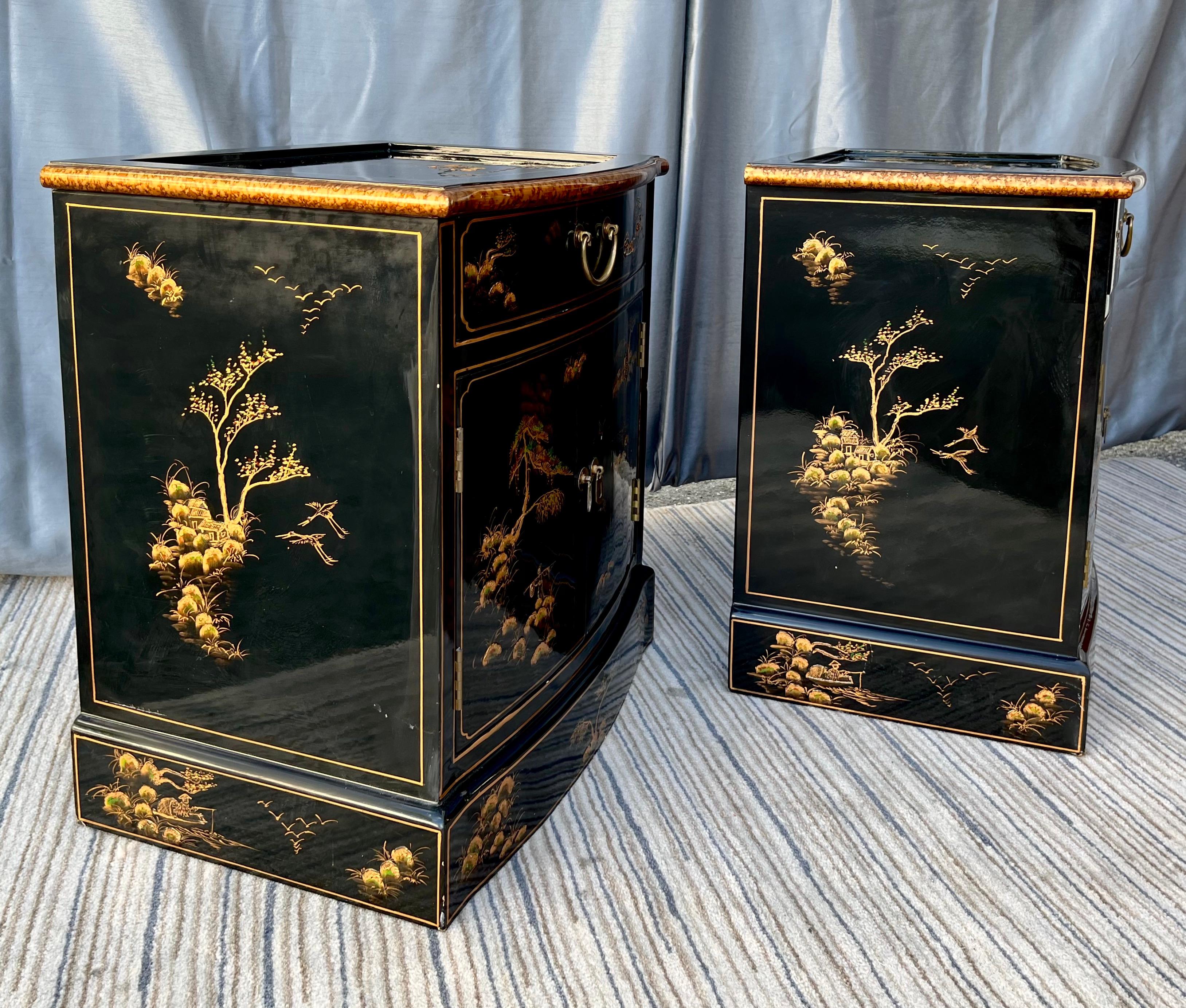 Pair of Late 20th Century Black Lacquered Chinoiserie Nightstands 4