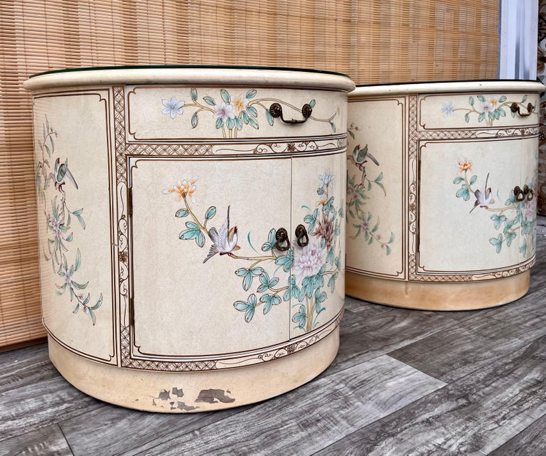 Pair of Late 20th Century Chinoiserie Lacquer Nightstands In Good Condition For Sale In Miami, FL