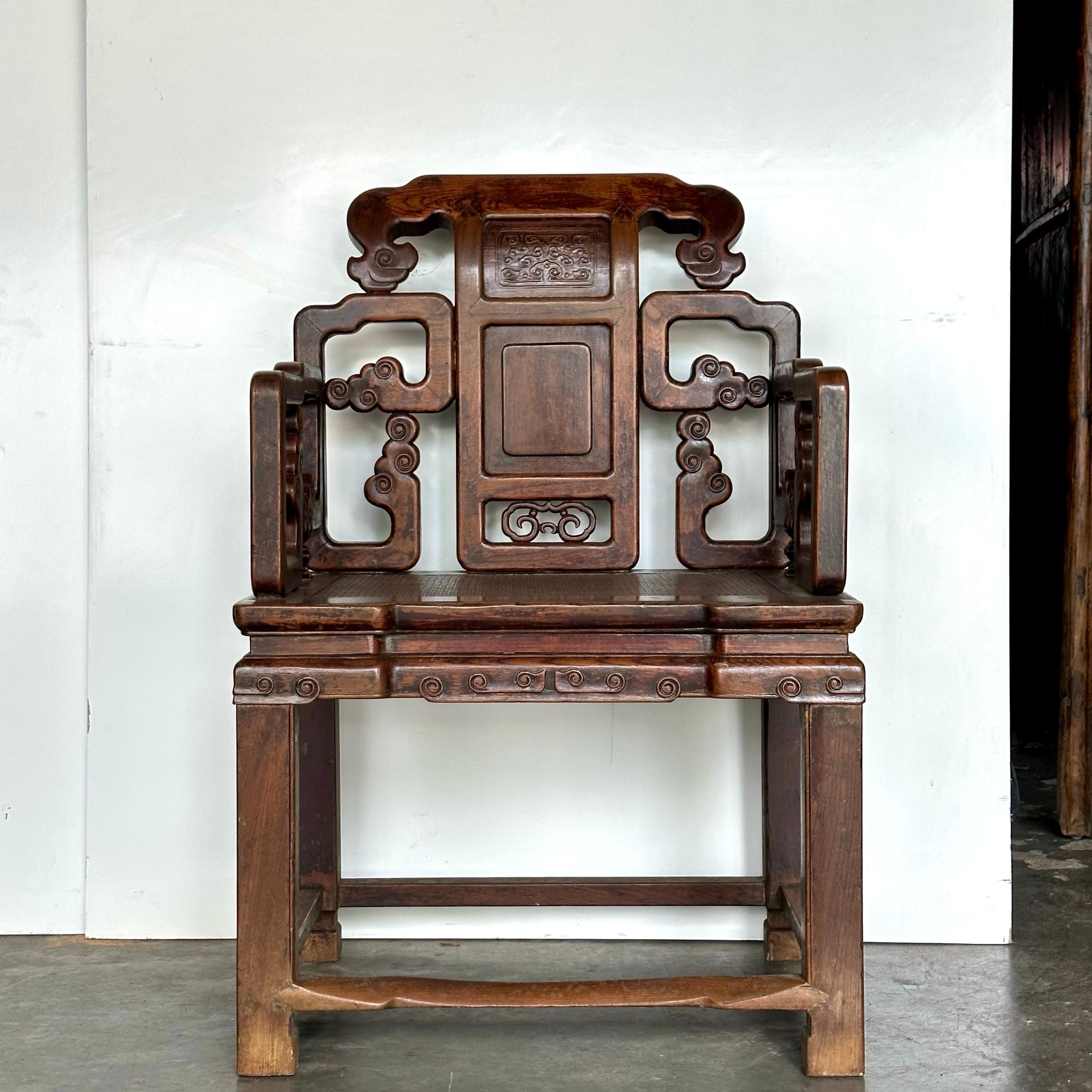 Ein Paar große Jumu-Sessel aus der späten Qing-Zeit (Handgeschnitzt) im Angebot
