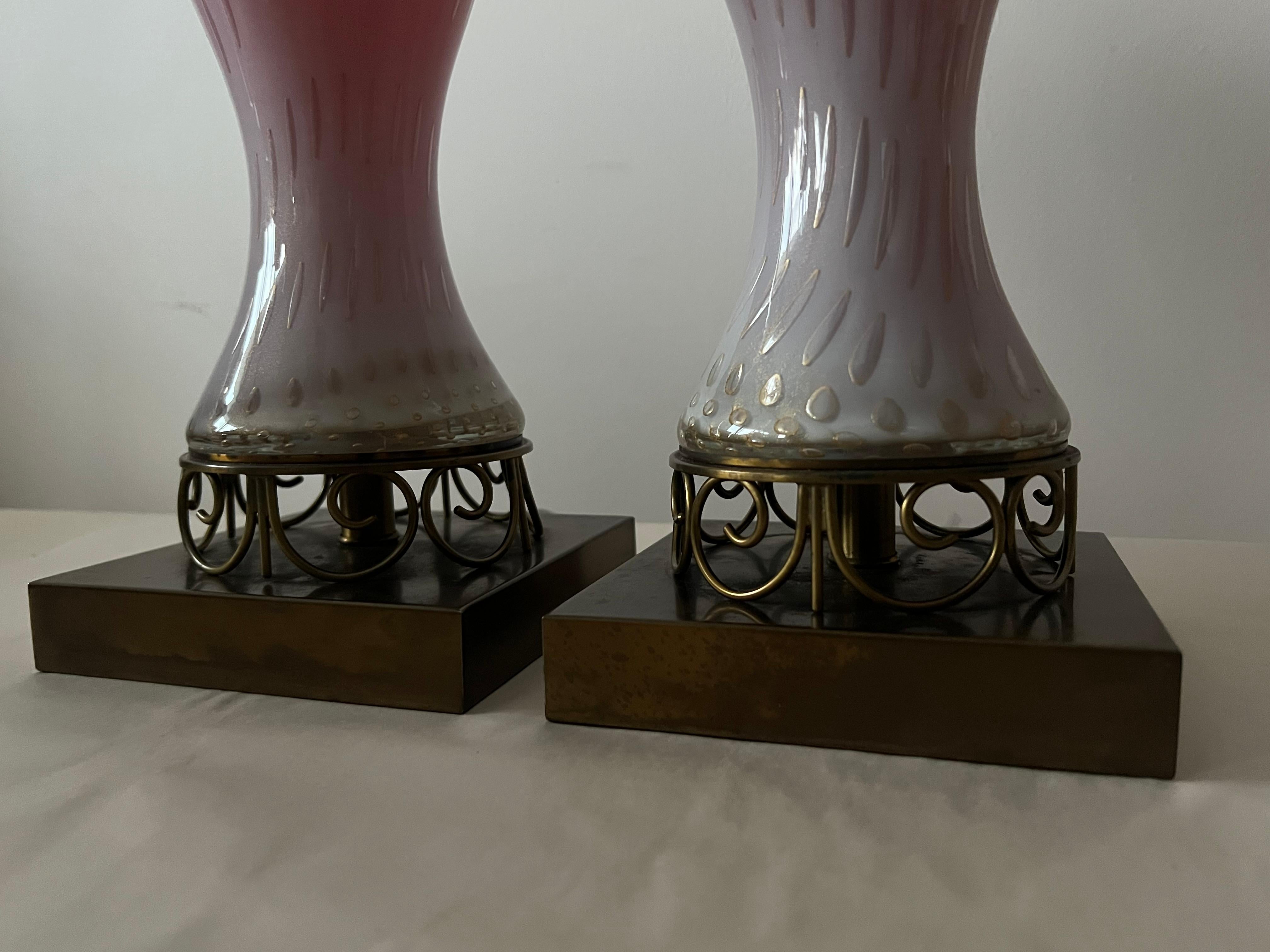 Mid-Century Modern A Pair Of Light Pink Murano Hourglass Lamps Ca' 1950's For Sale