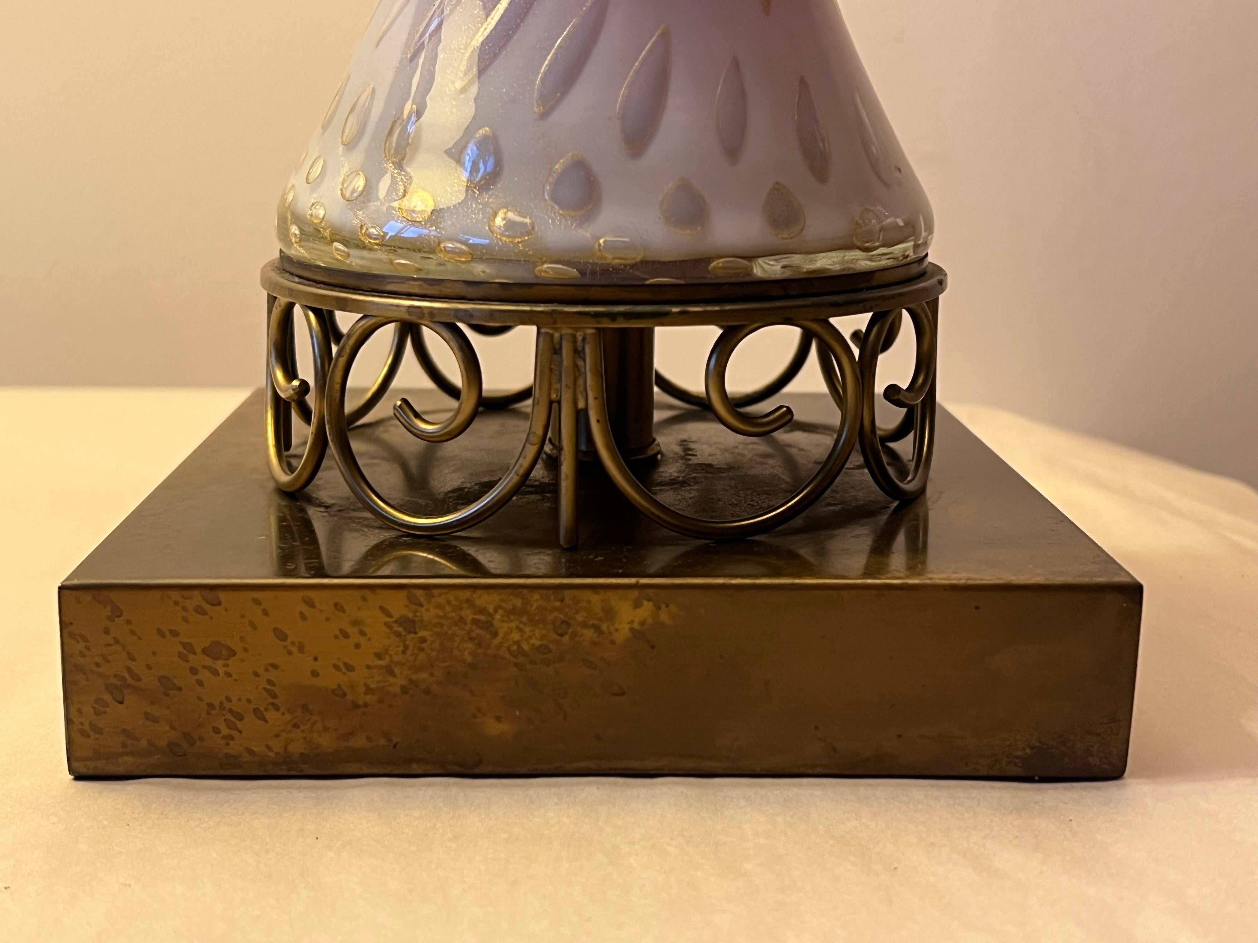 A Pair Of Light Pink Murano Hourglass Lamps Ca' 1950's For Sale 1