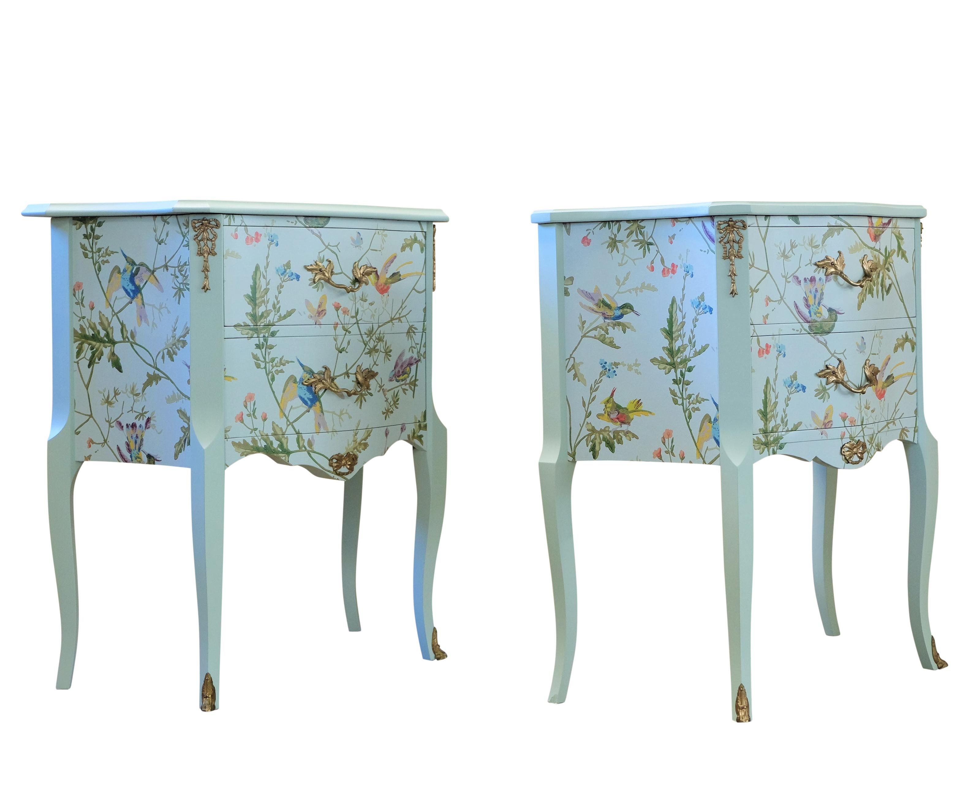 Gustavian A Pair of Louis XV Style Bedside Tables with Floral Design and Marble Tops For Sale
