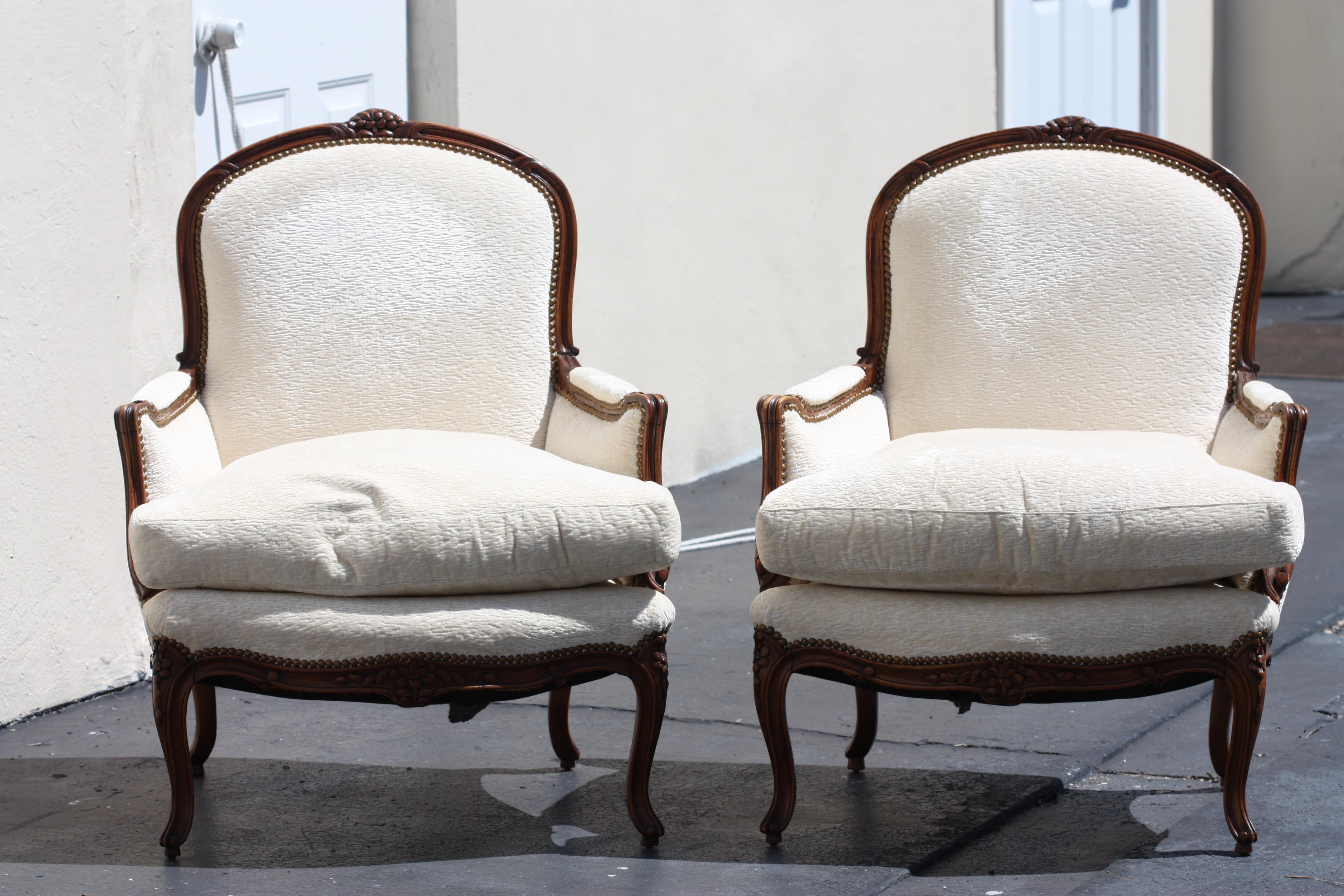 Pair of Louis XV Style Carved Wood Arm Chairs In Good Condition For Sale In West Palm Beach, FL