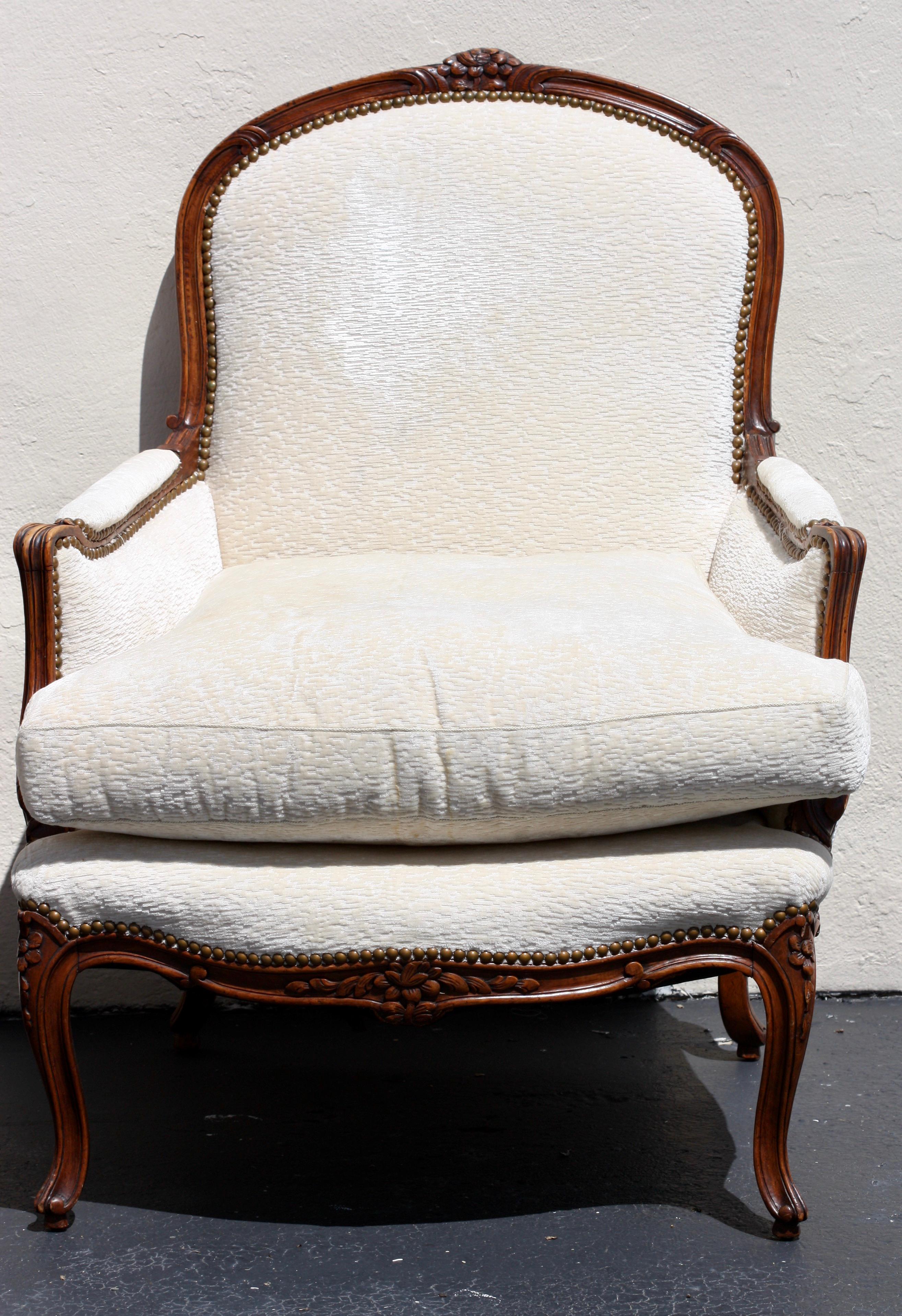 20th Century Pair of Louis XV Style Carved Wood Arm Chairs For Sale