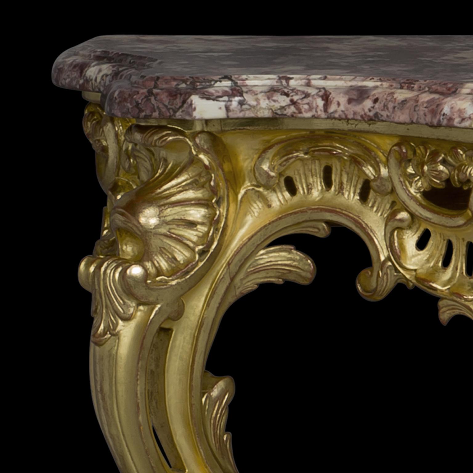 A Pair of Louis XV Style Giltwood Console d'Applique In Good Condition For Sale In Brighton, West Sussex