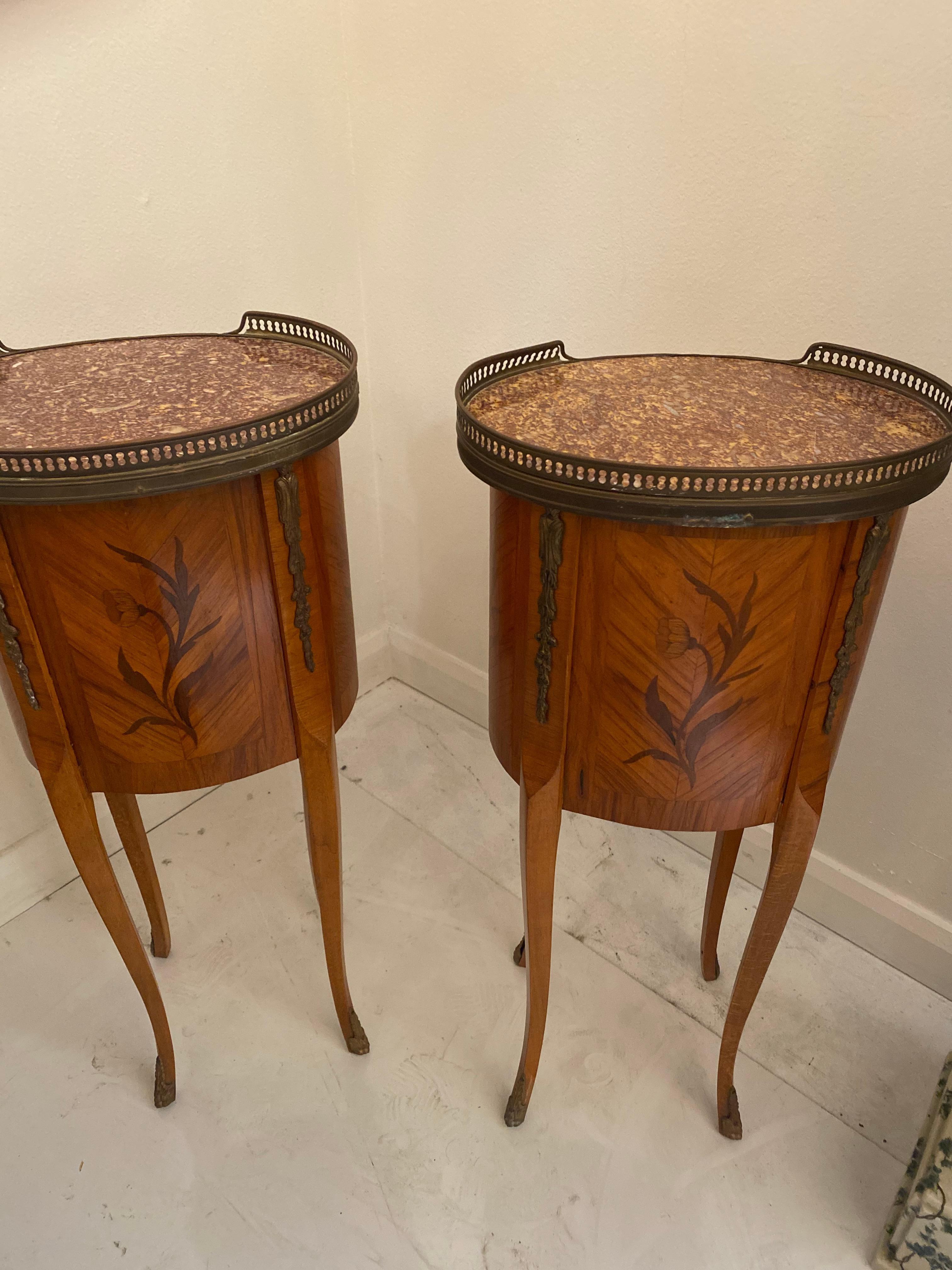Pair of Louis XV/XVI Oval Occasional Tables For Sale 3