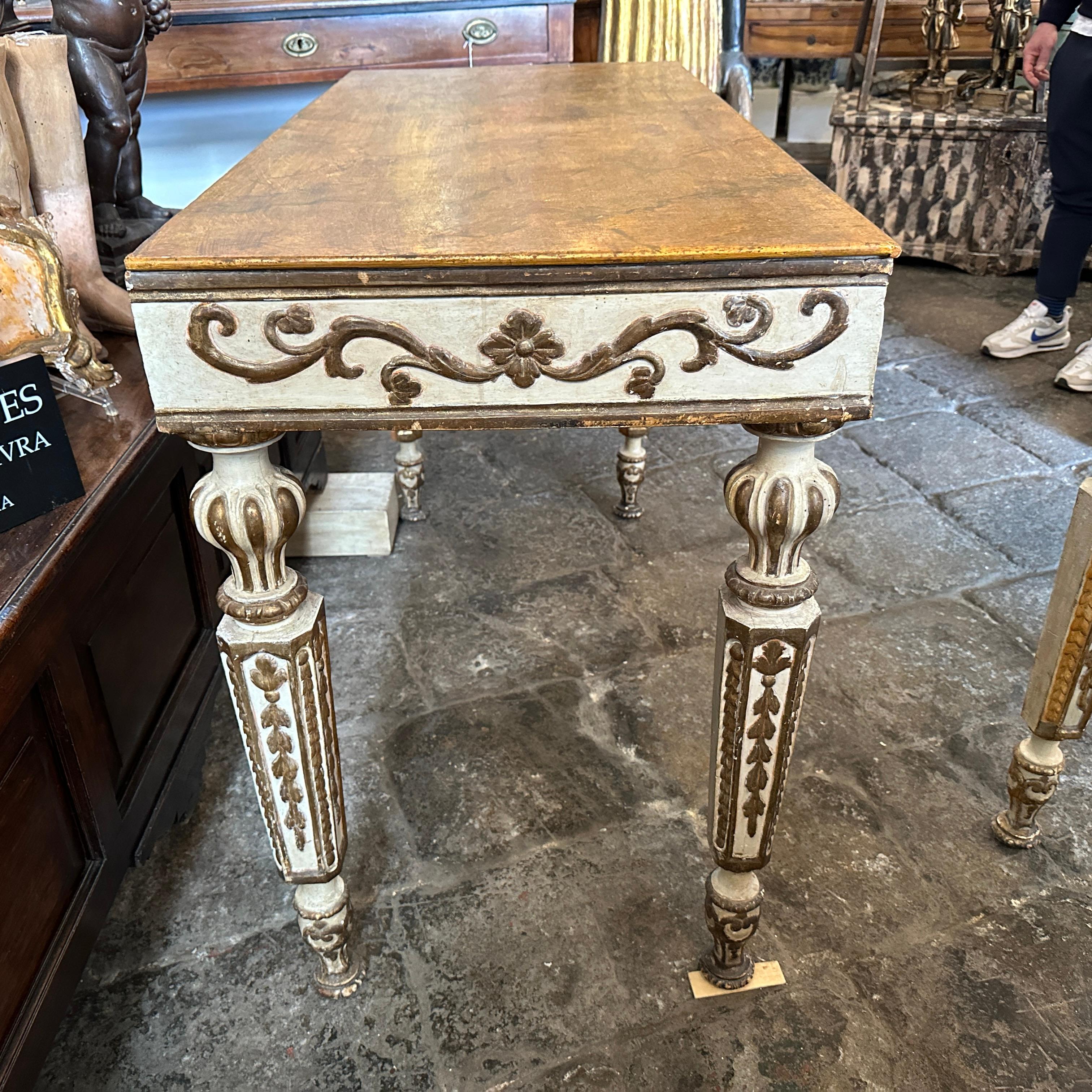 A pair of Louis XVI Ivory Lacquered and Gilded Wood Italian Consoles For Sale 7