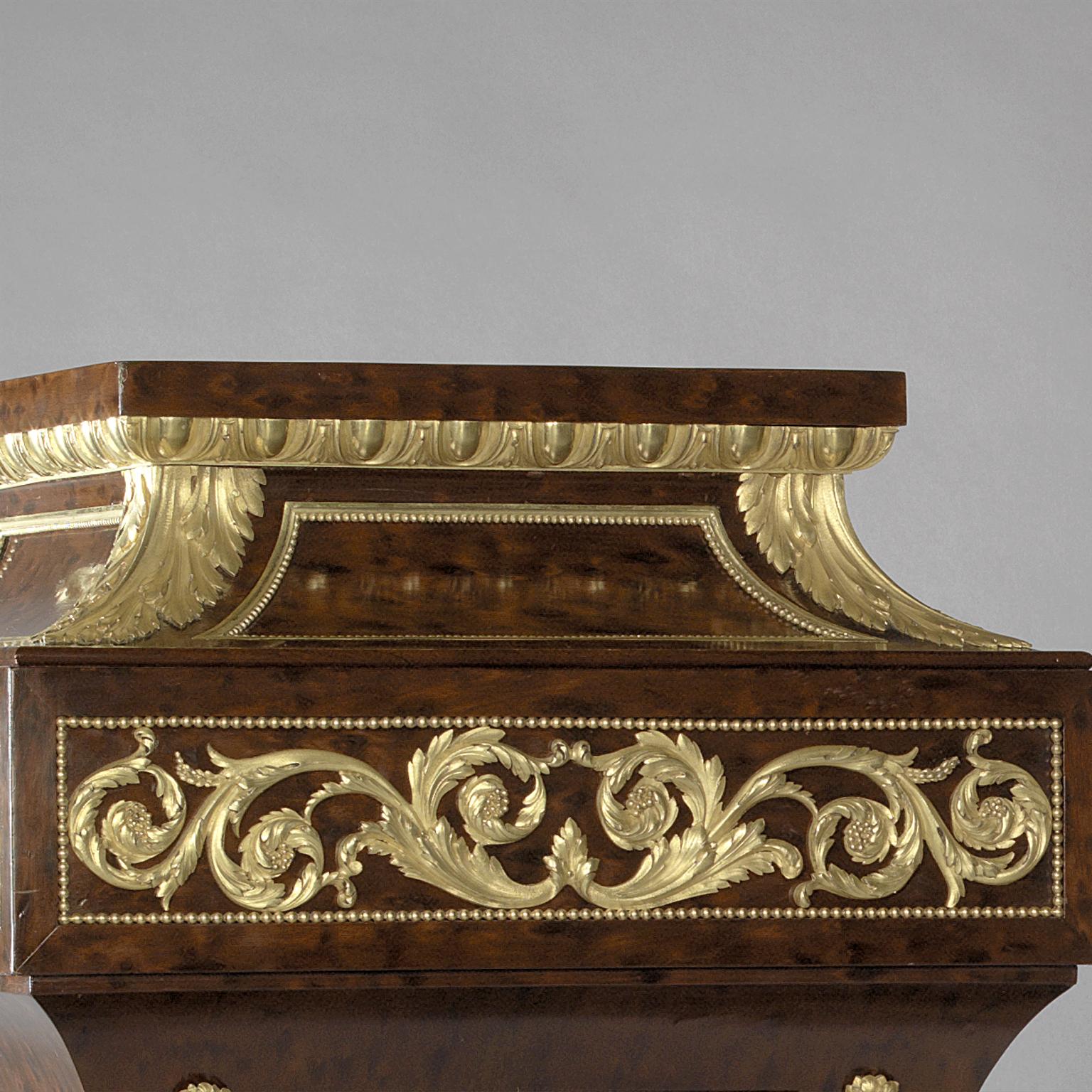 Paar Mahagoni-Sockel im Louis-XVI-Stil, Sormani zugeschrieben, um 1870 (Louis XVI.) im Angebot