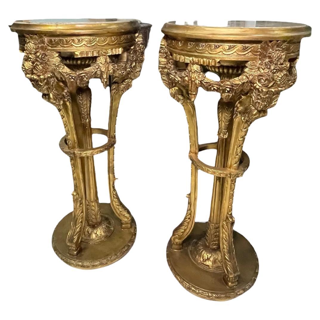 Paire de piédestaux en marbre et bois doré de style Louis XVI  en vente