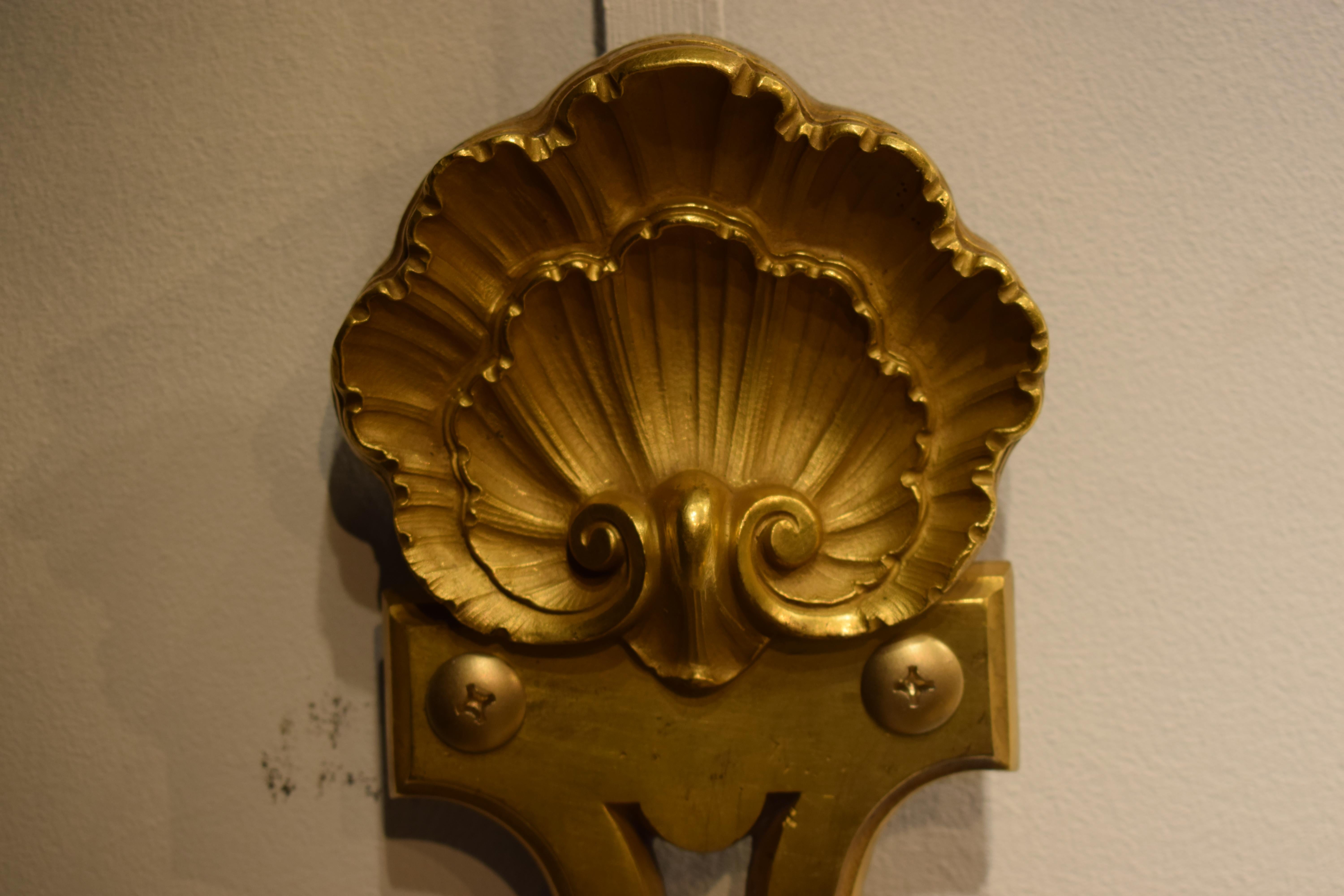 A Pair of Louis XVI style Wall Sconces For Sale 4