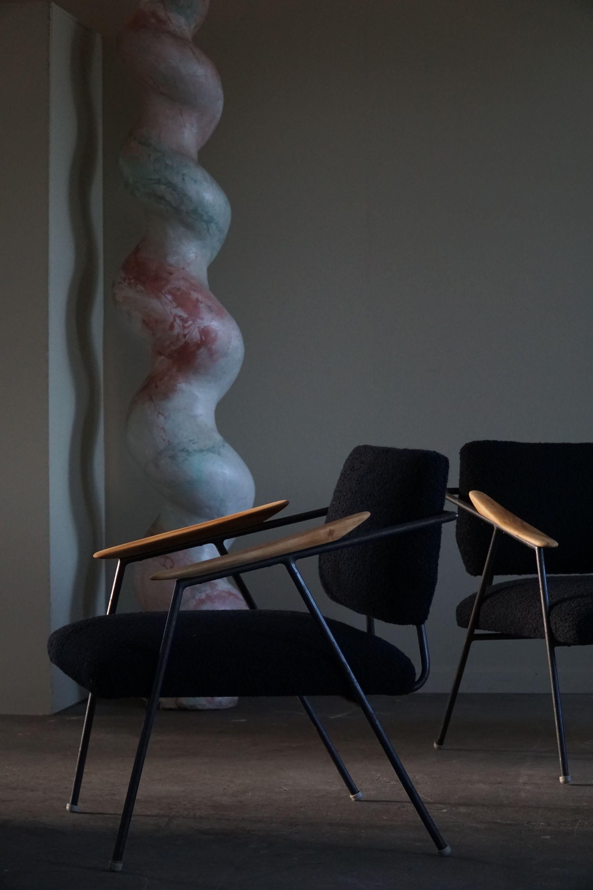 Paire de chaises longues, style Bauhaus, retapissées en bouclé, Allemagne, années 1960 en vente 3