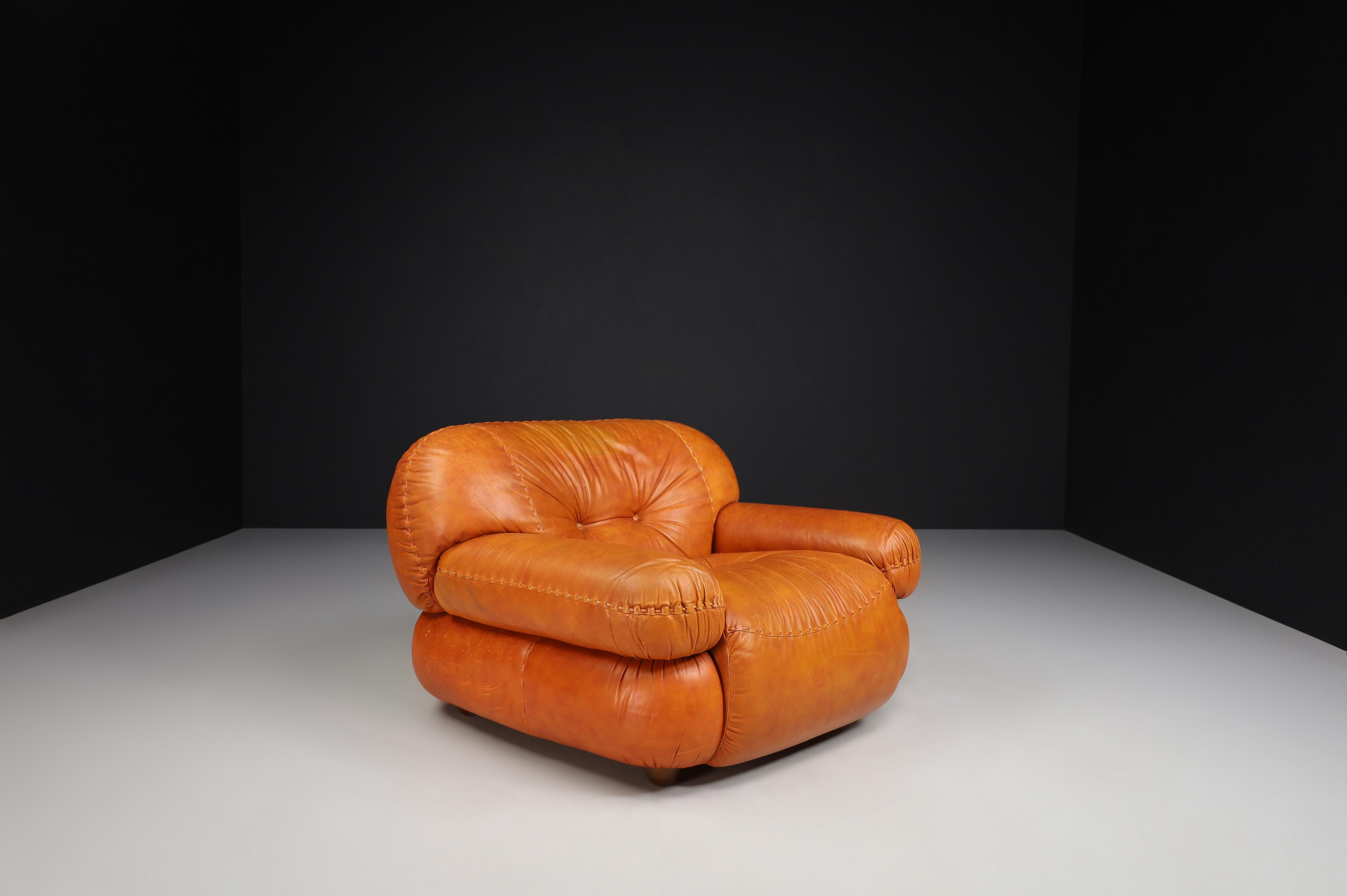 Pair of Lounge Chairs in Cognac Brown Leather by Sapporo for Mobil Girgi, 1970 7