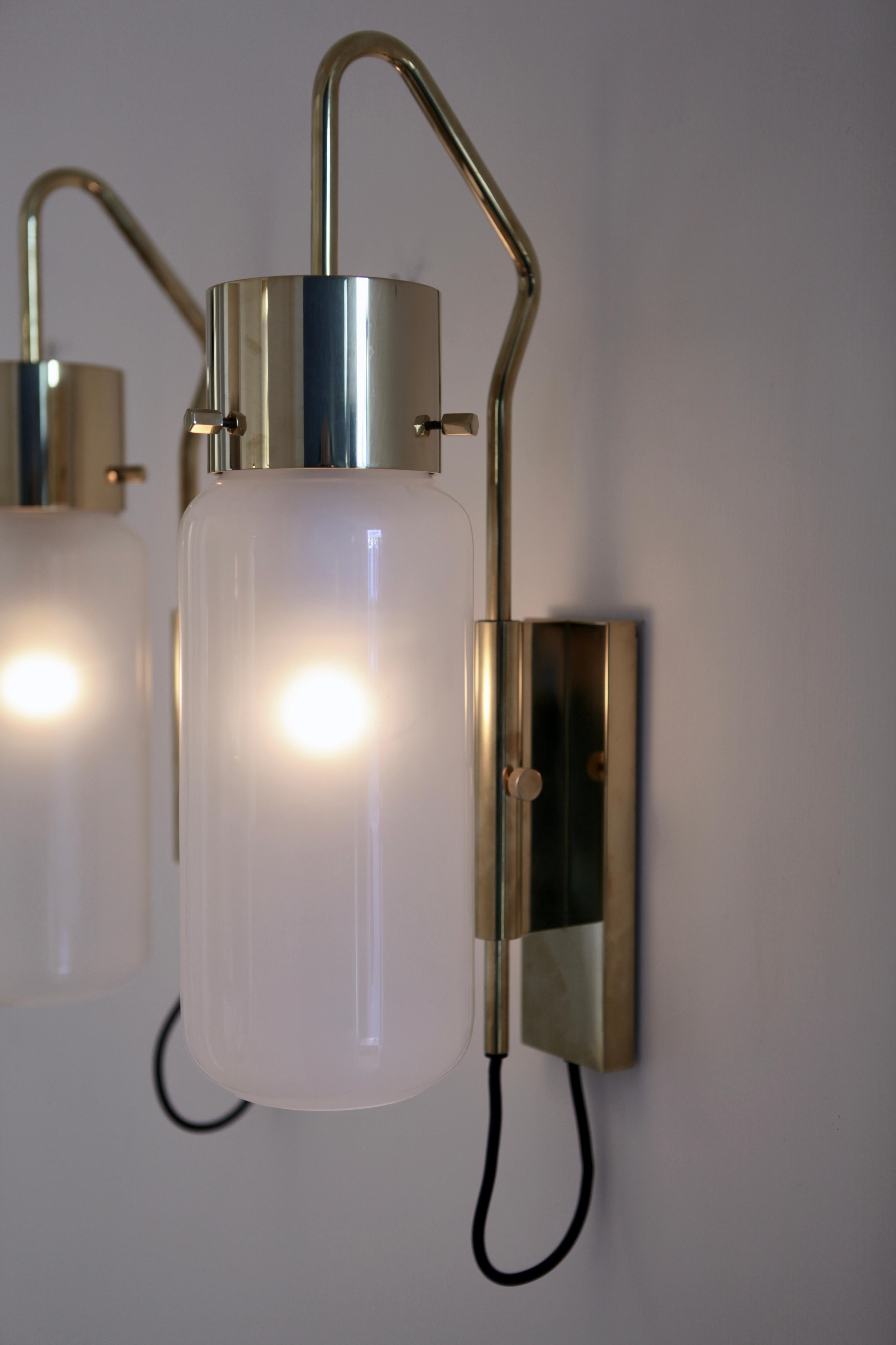 Mid-Century Modern Pair of LP 10 Brass and Opaline Glass Wall Lights by Luigi Caccia Dominioni