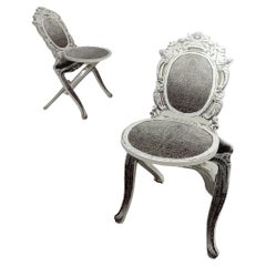 Pareja de sillas plegables Madame De Pompadour de Vivian Van Schagen, estilo rococó