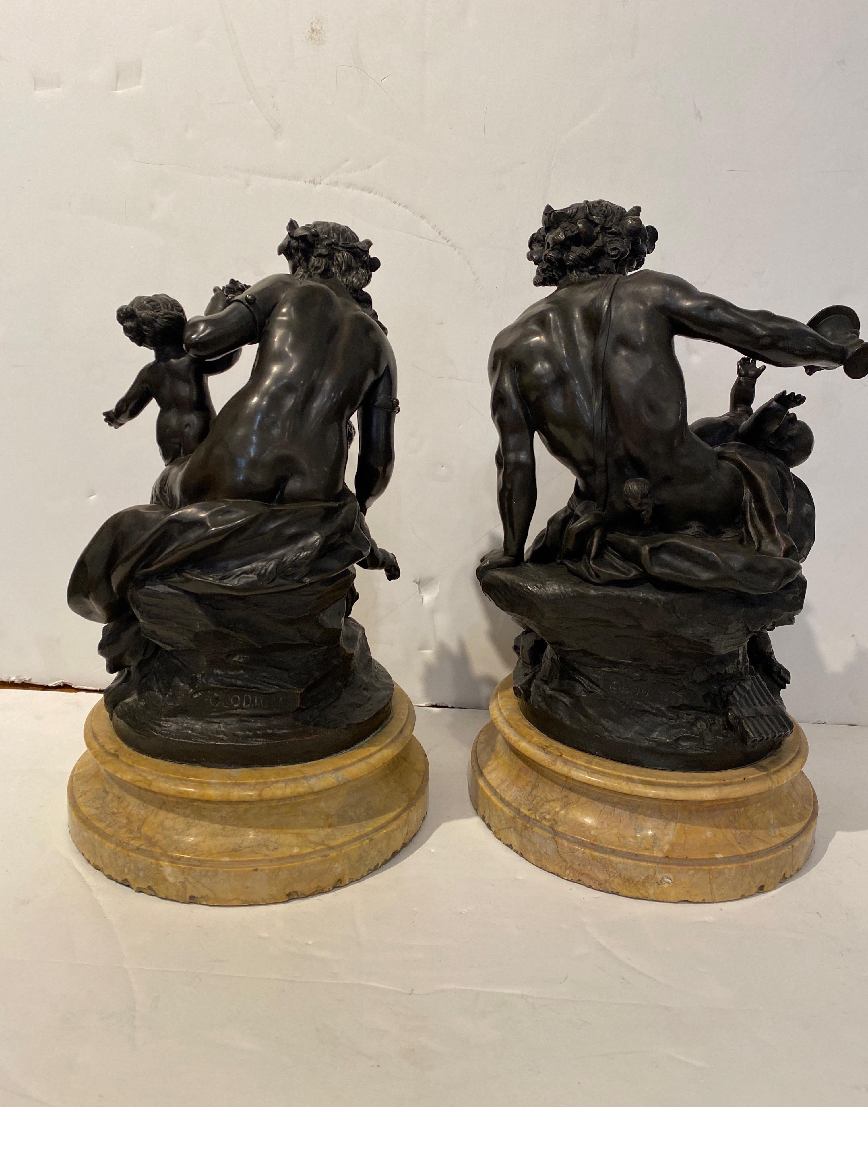 Paire de magnifiques sculptures en bronze patiné d'après Clodian en vente 4