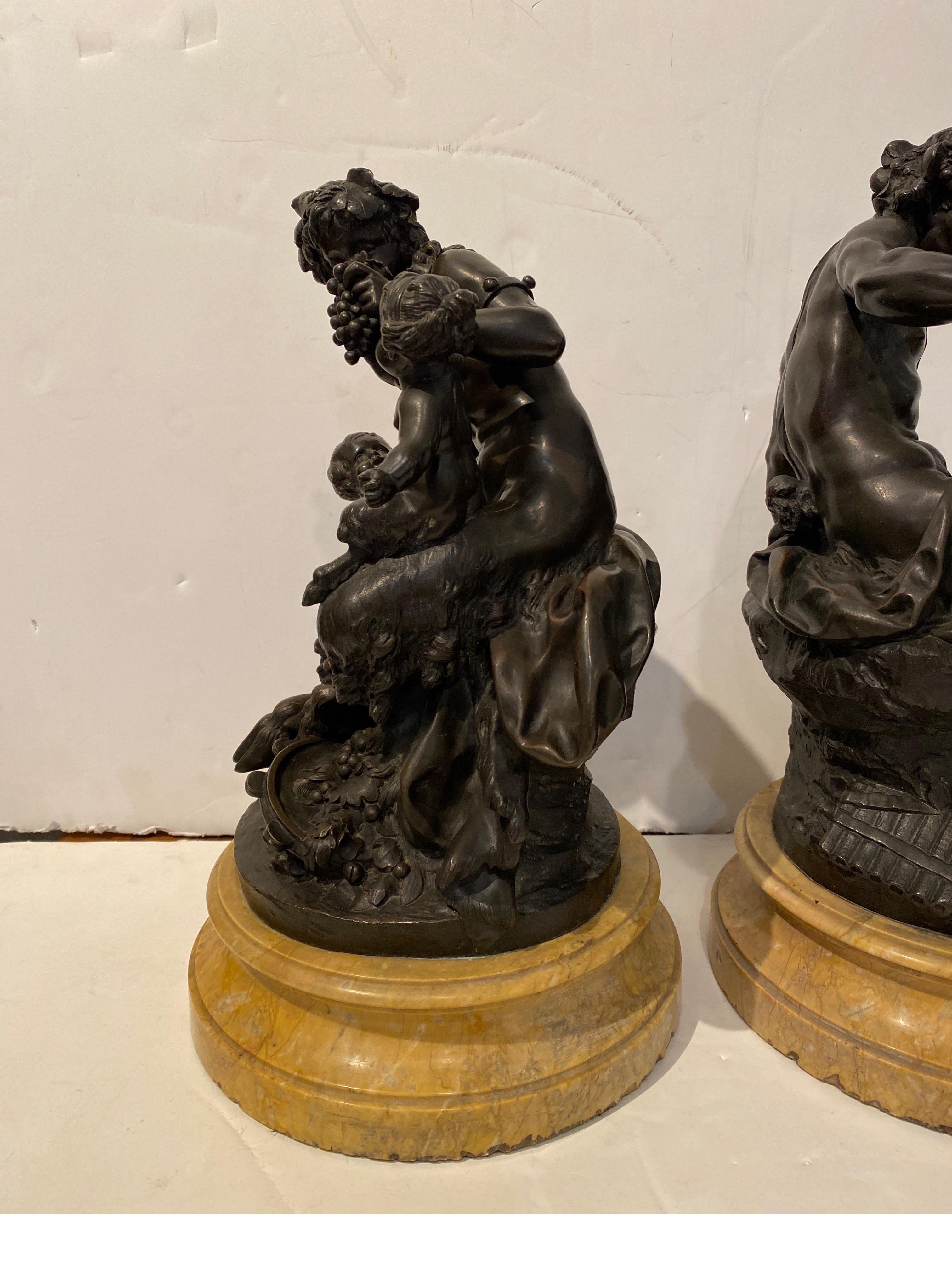 Paire de magnifiques sculptures en bronze patiné d'après Clodian en vente 1